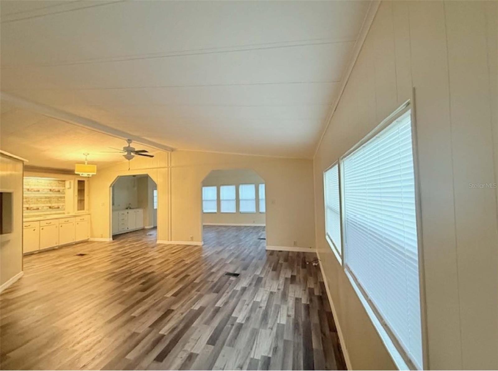 Image 3 of 10 For 118 Indian River Drive