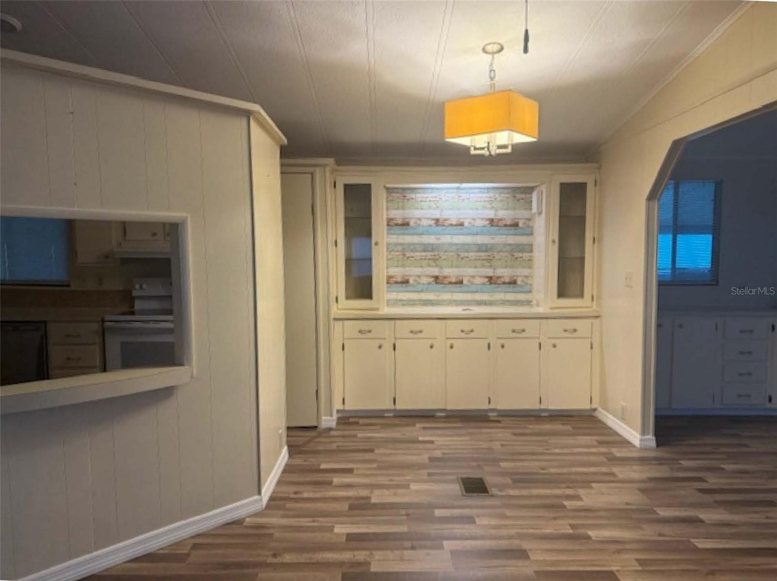 Image 4 of 10 For 118 Indian River Drive