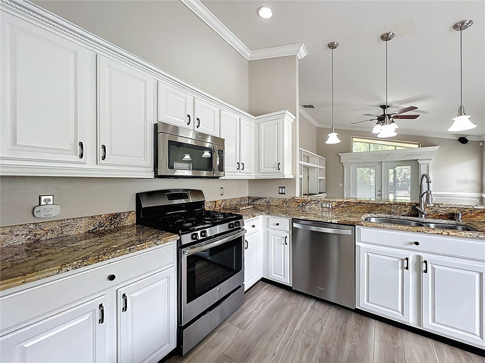 Image 10 of 53 For 2949 Wildpepper Ave