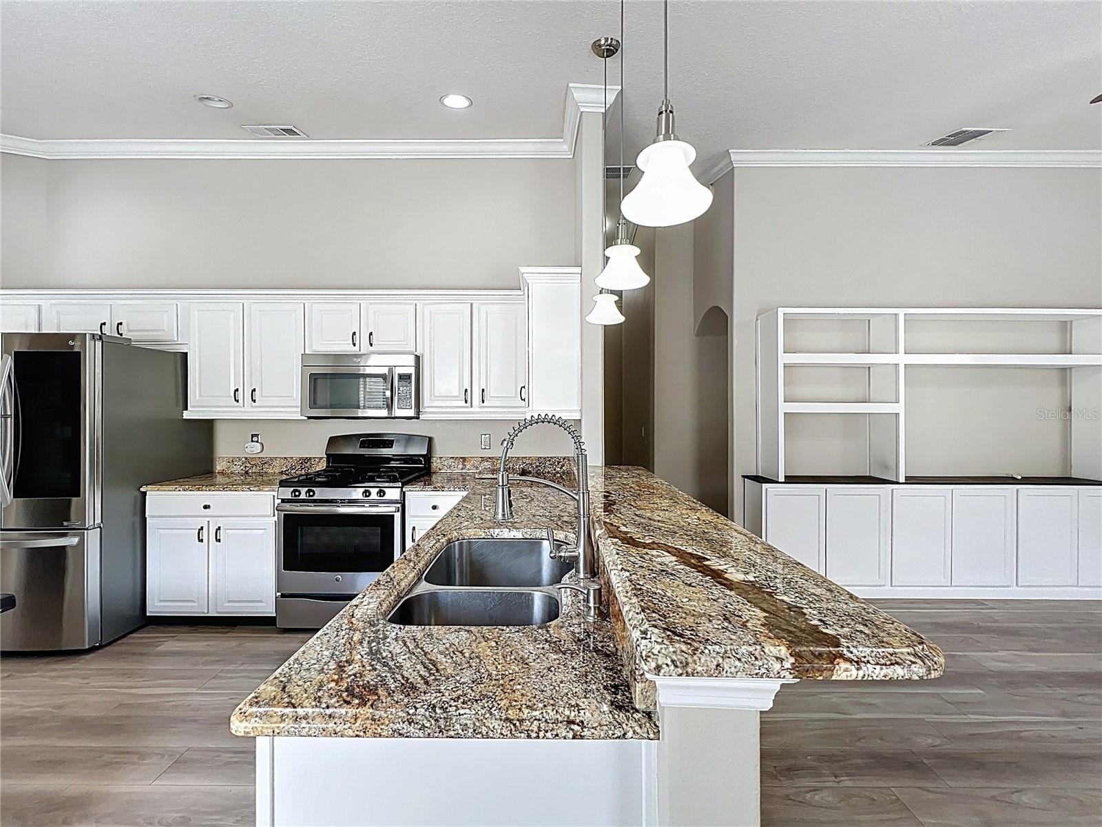 Image 13 of 53 For 2949 Wildpepper Ave