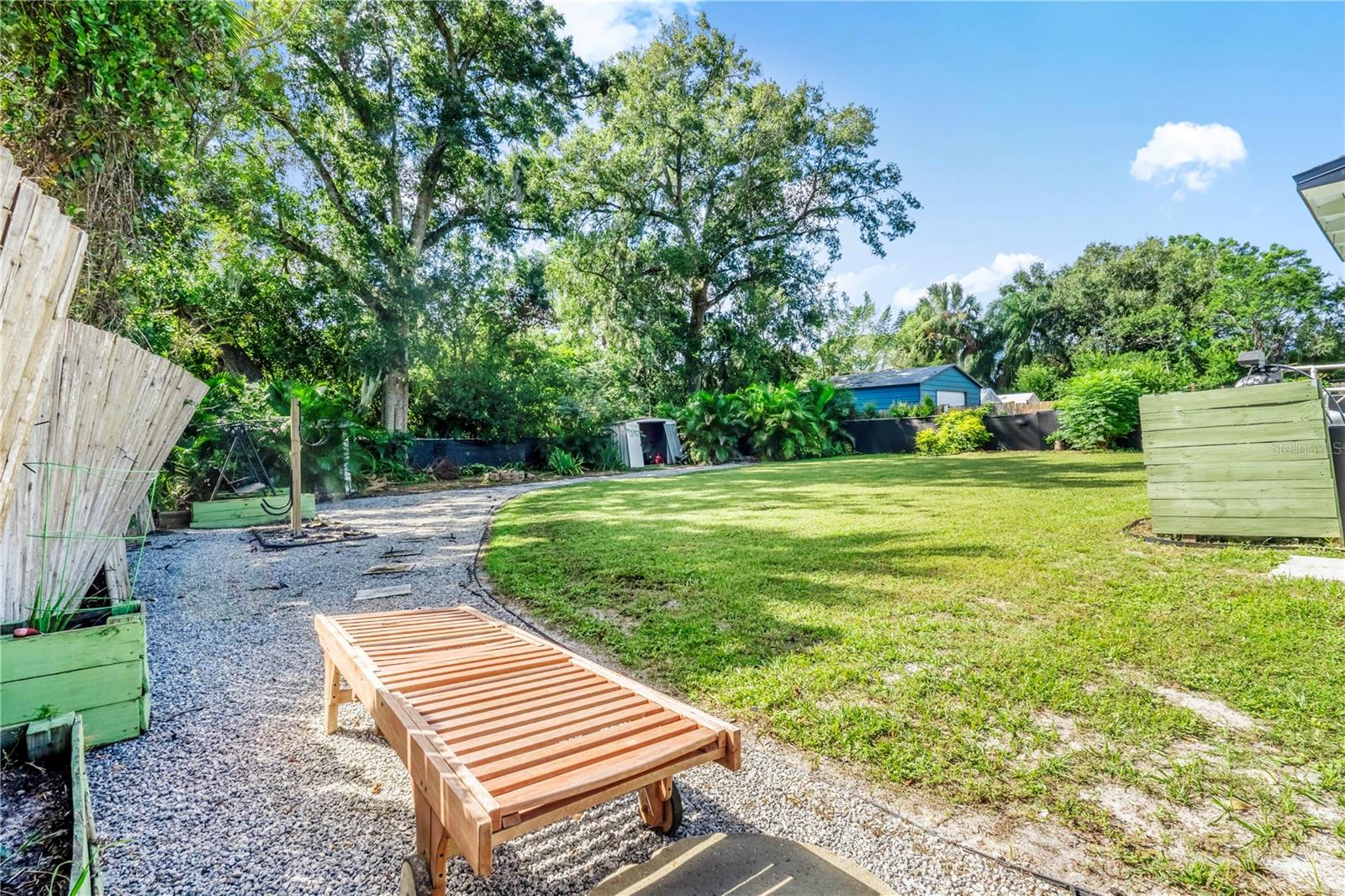 Image 12 of 26 For 137 Caracas Road