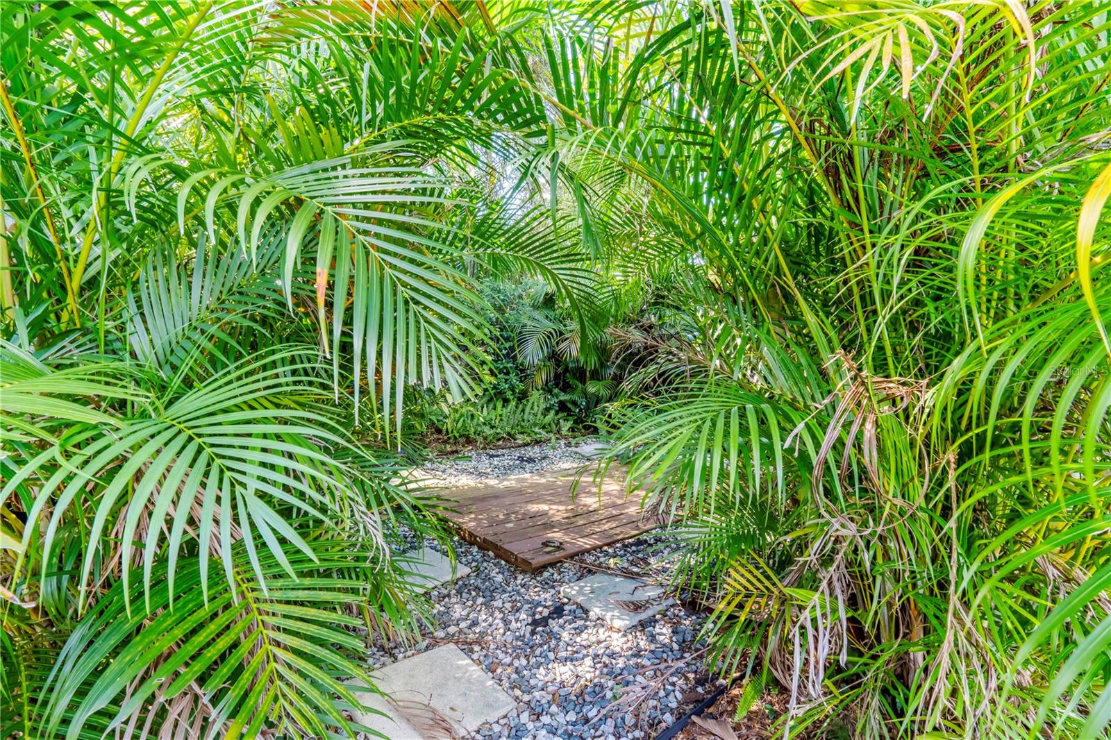 Image 14 of 26 For 137 Caracas Road