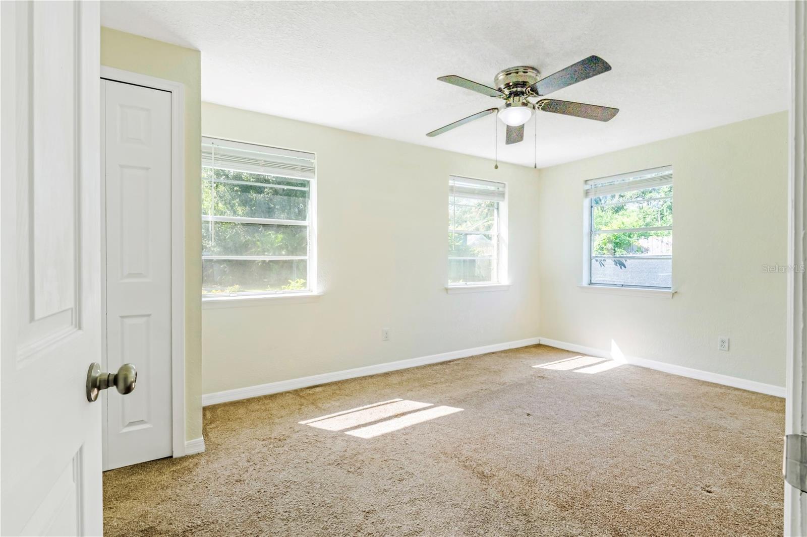 Image 16 of 26 For 137 Caracas Road