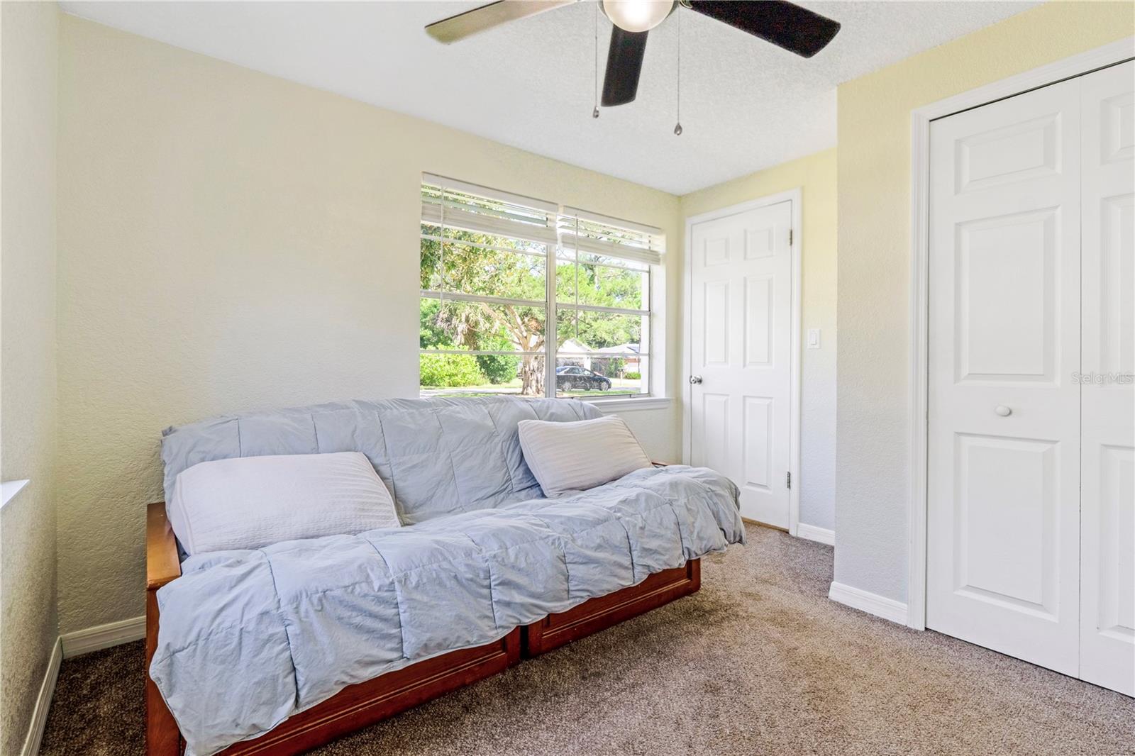 Image 18 of 26 For 137 Caracas Road