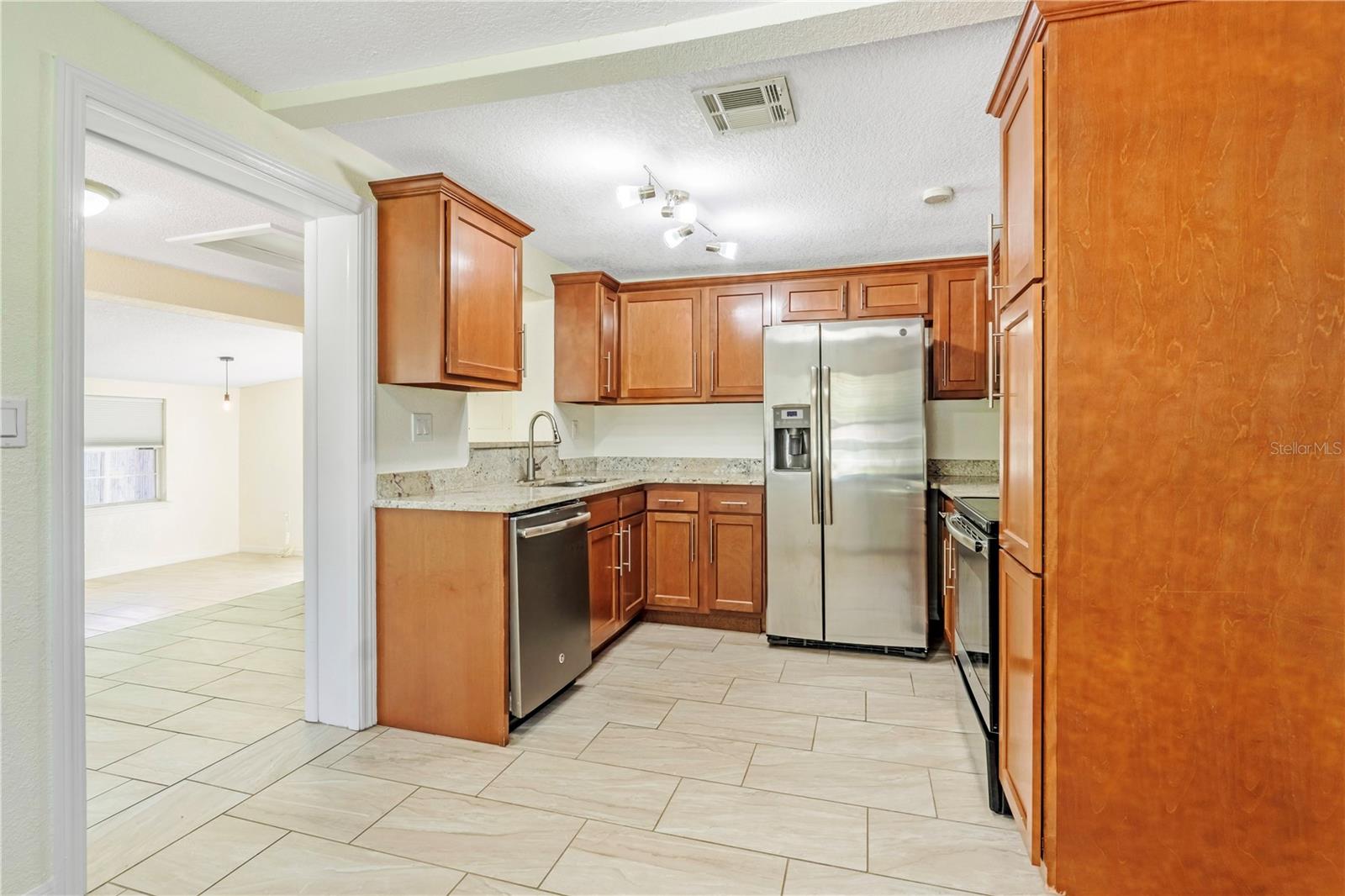 Image 3 of 26 For 137 Caracas Road