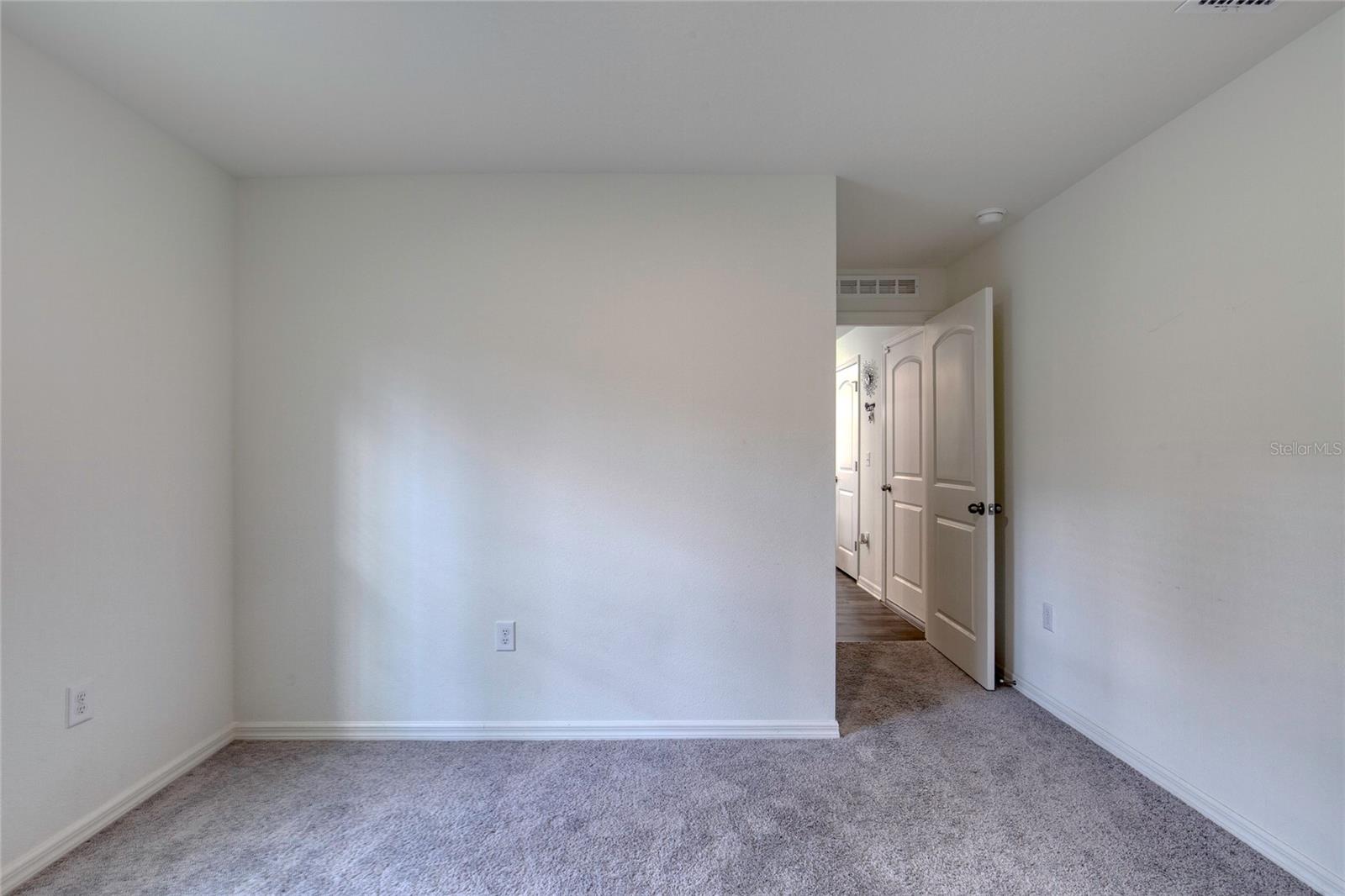 Image 17 of 44 For 36 Kaywood Place