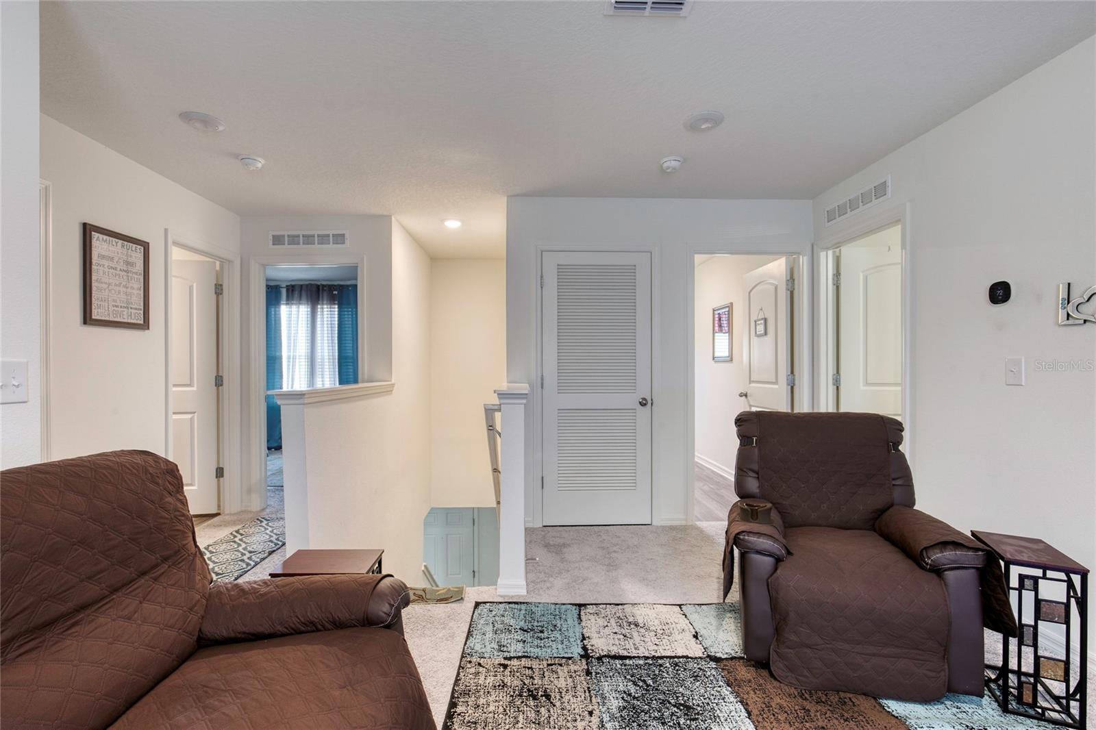 Image 21 of 44 For 36 Kaywood Place