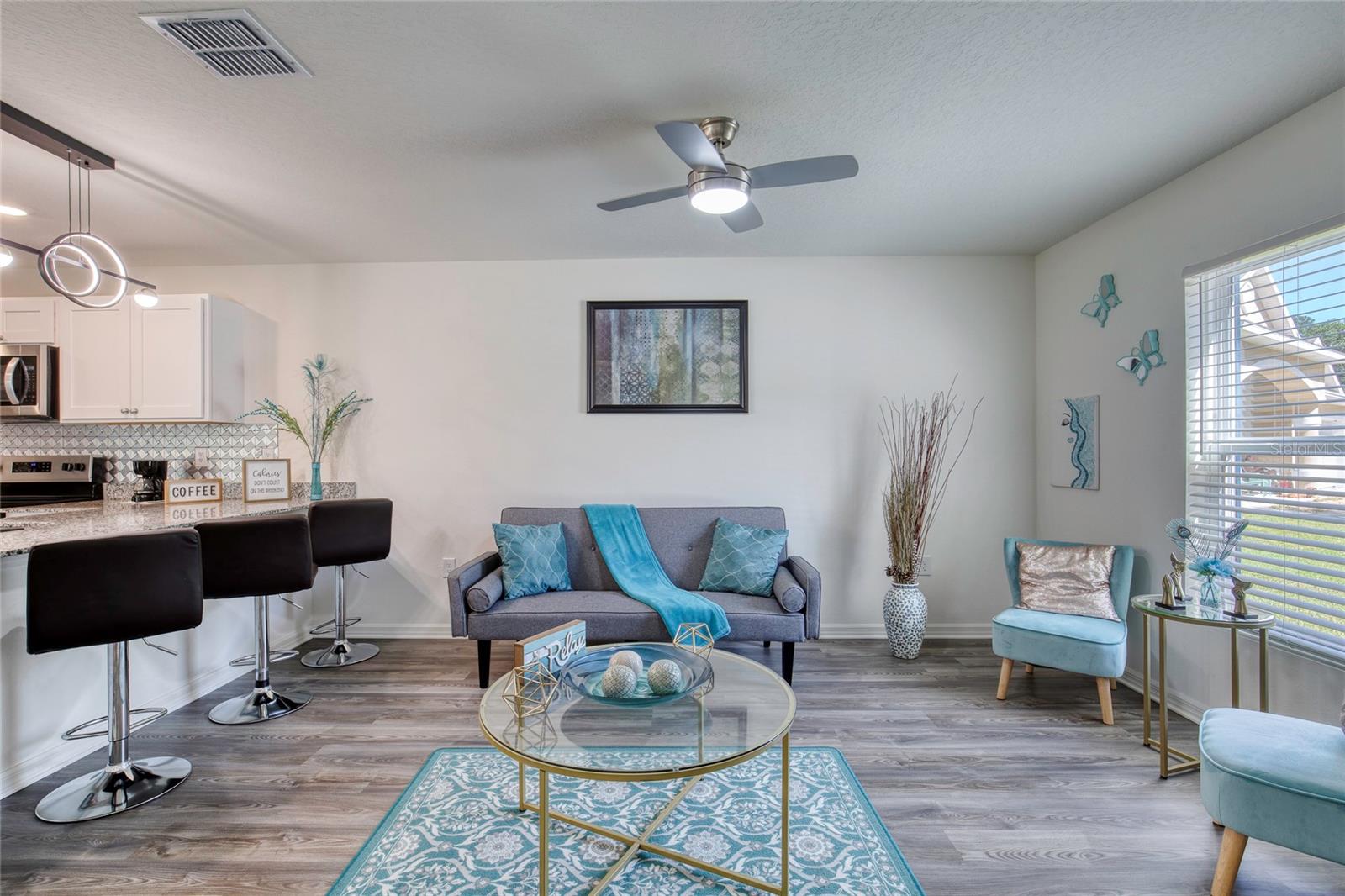 Image 4 of 44 For 36 Kaywood Place