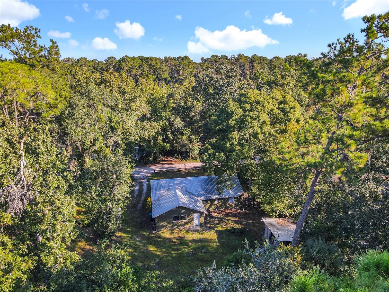 Image 12 of 13 For 1611 Caroline Drive