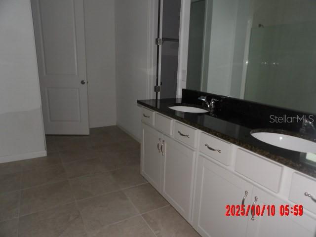 Image 6 of 22 For 897 Honey Petal Lane