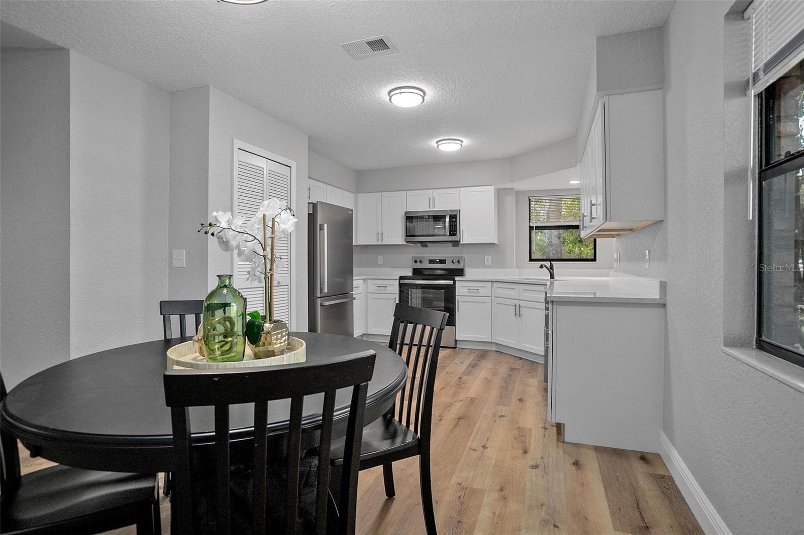Image 10 of 31 For 418 Berwick Circle