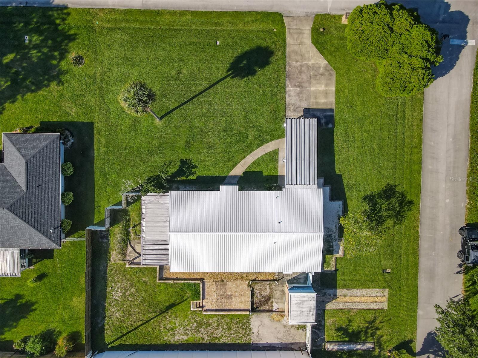 Image 35 of 46 For 1401 Orange Tree Drive