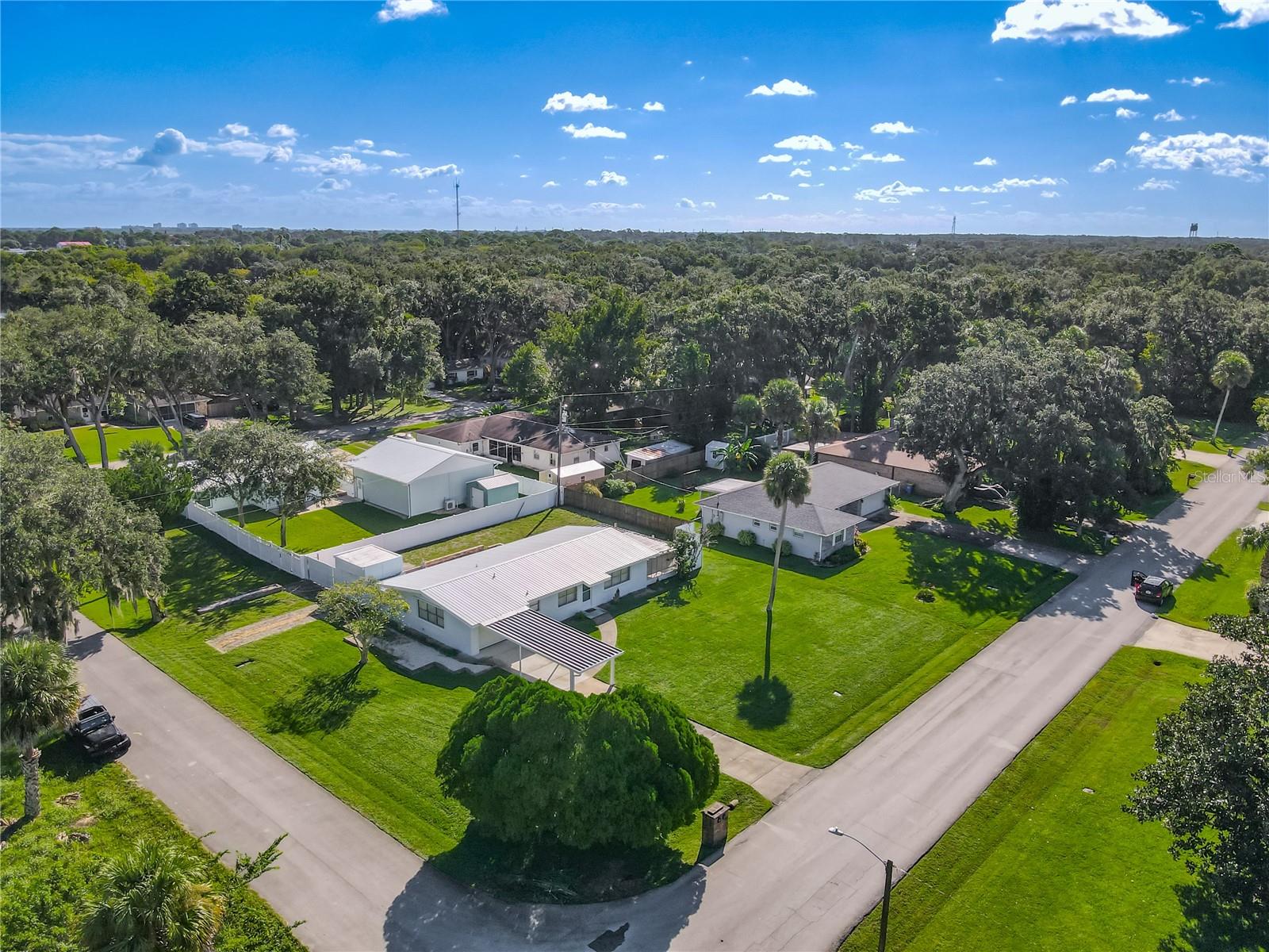 Image 41 of 46 For 1401 Orange Tree Drive