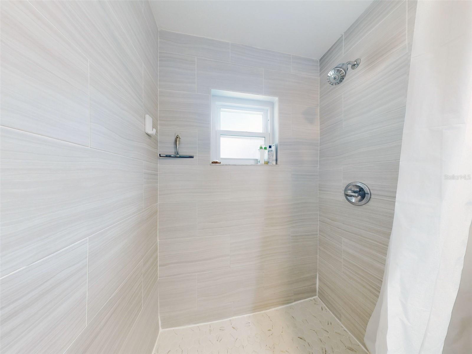 Image 11 of 23 For 104 Winding Ridge Drive