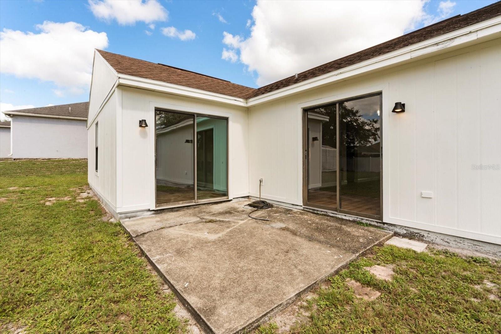 Image 10 of 34 For 1490 April Avenue