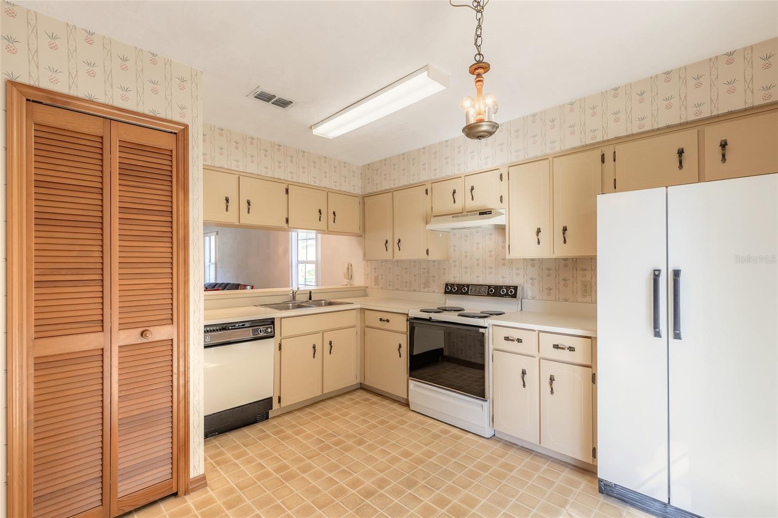 Image 14 of 47 For 1126 Squirrel Nest Lane