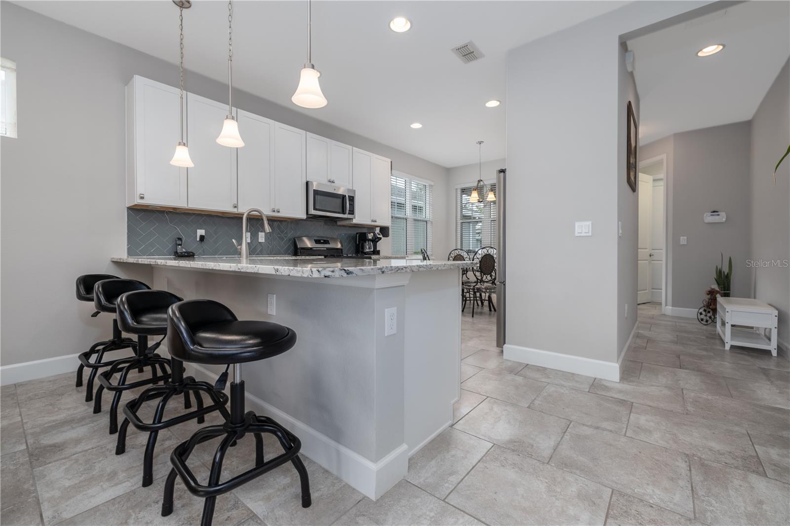 Image 11 of 32 For 1547 Lambrook Drive