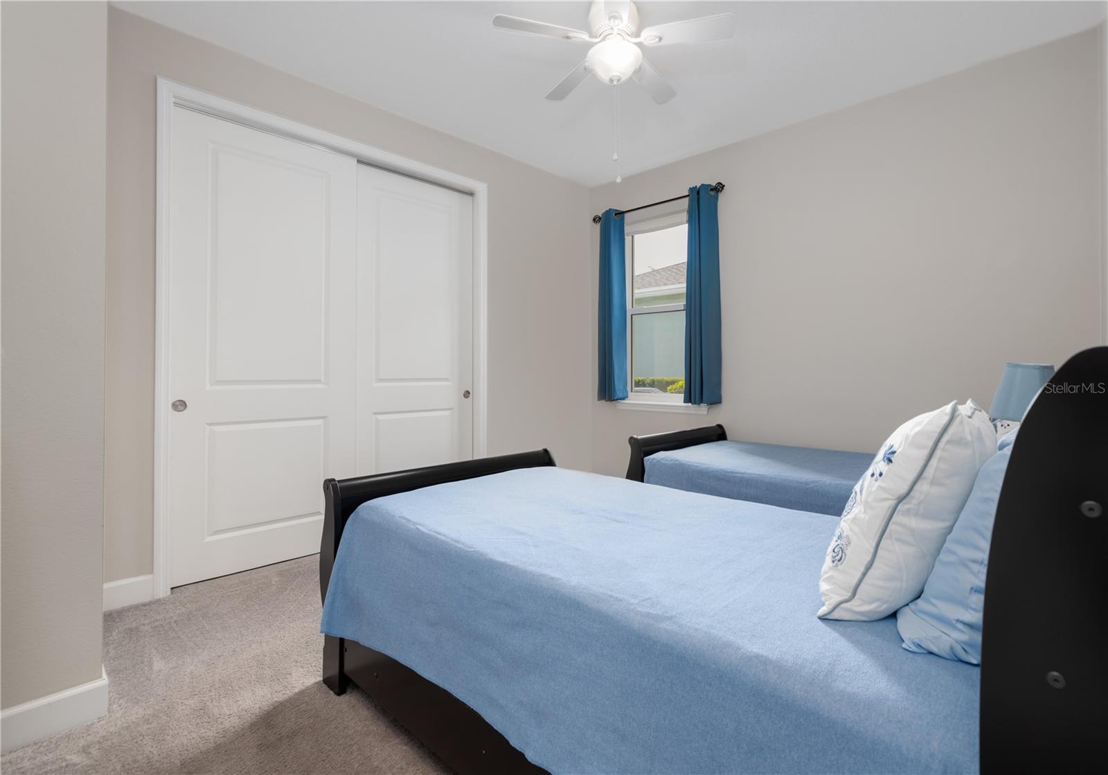 Image 21 of 32 For 1547 Lambrook Drive