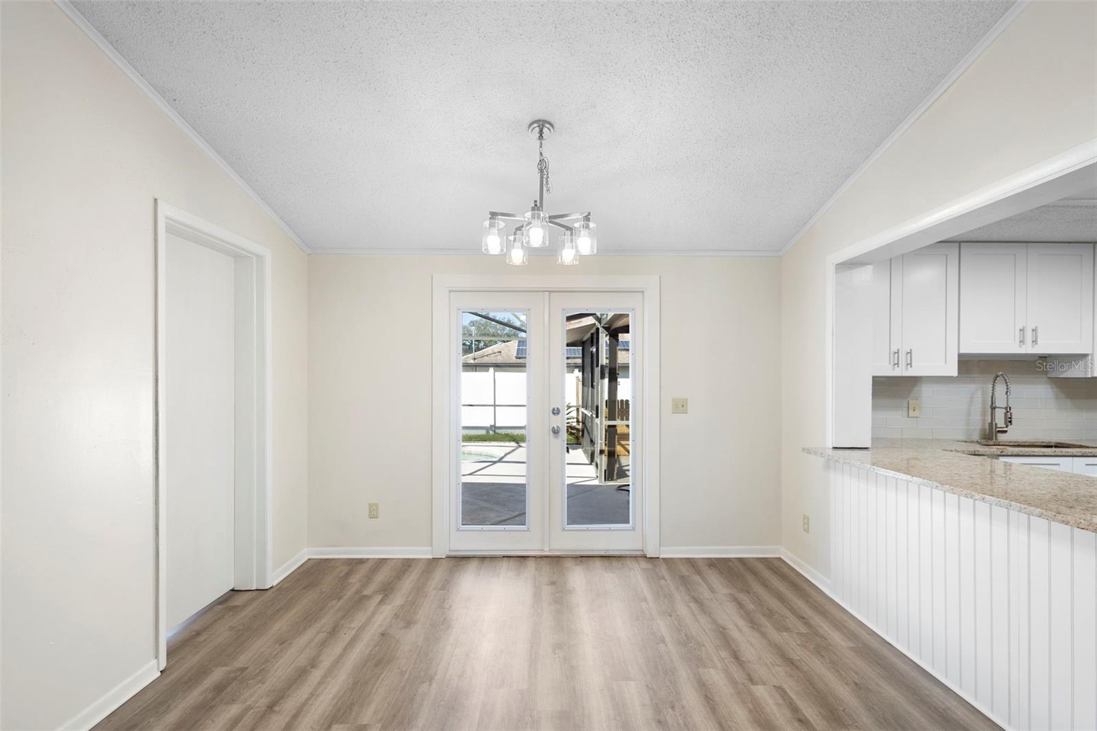 Image 7 of 32 For 3307 Caldwell Street