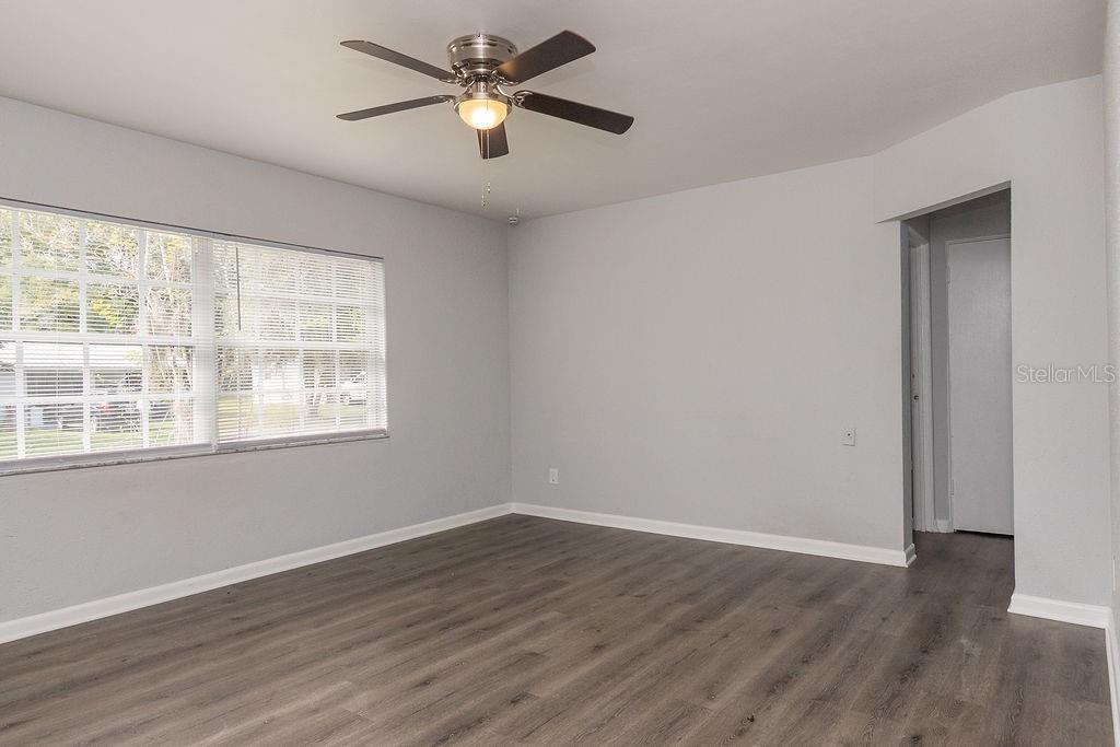 Image 10 of 13 For 831 Arlington Avenue