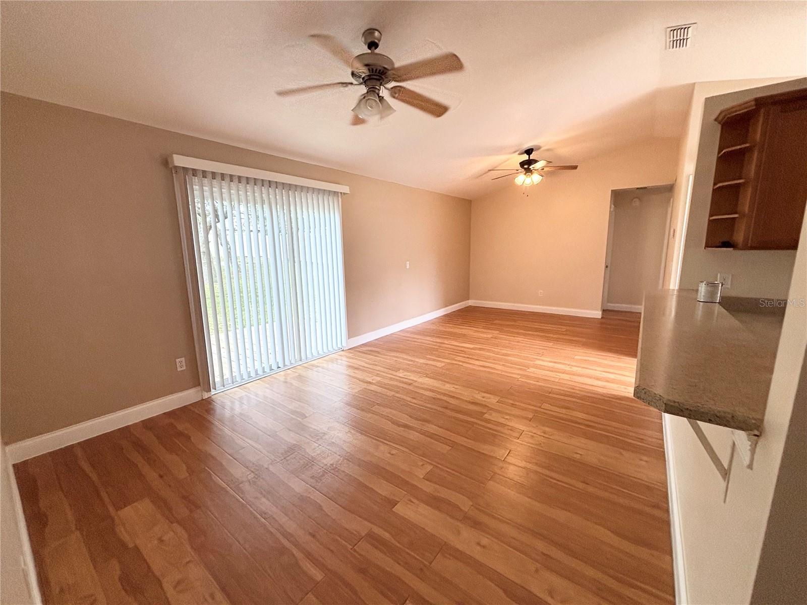 Image 6 of 13 For 780 Park Avenue