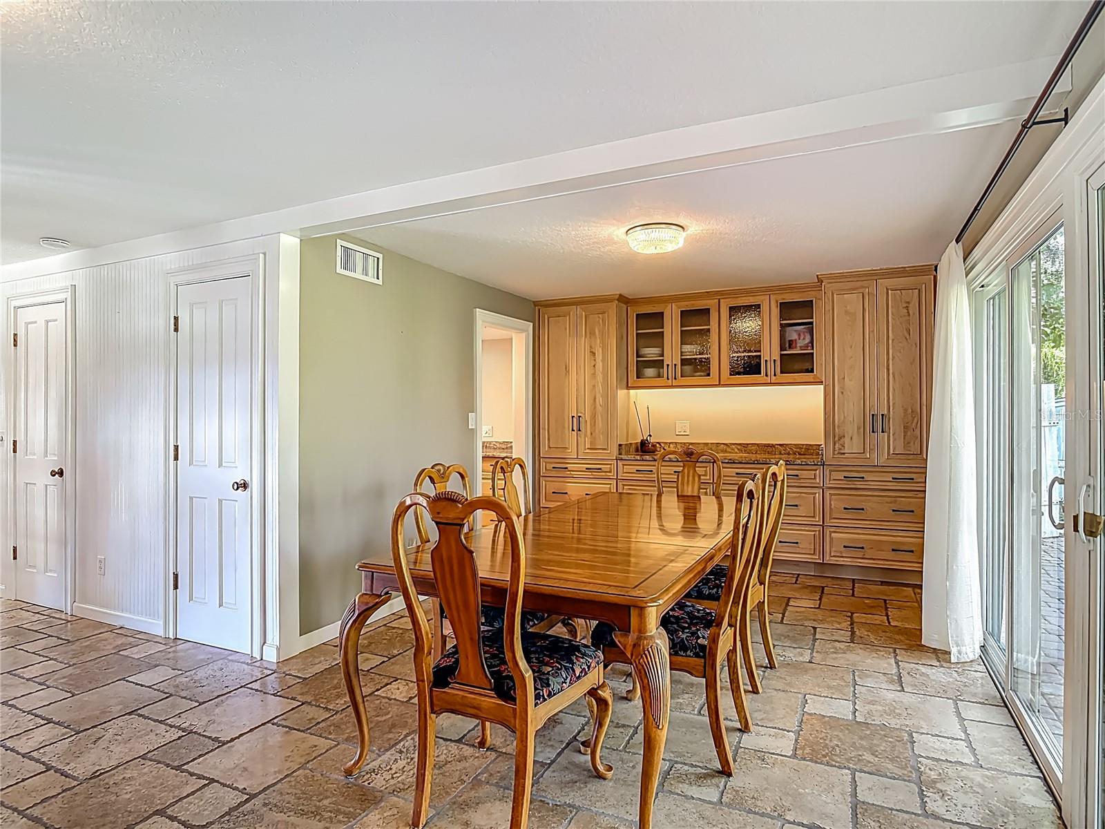 Image 13 of 49 For 1582 Prairie Road