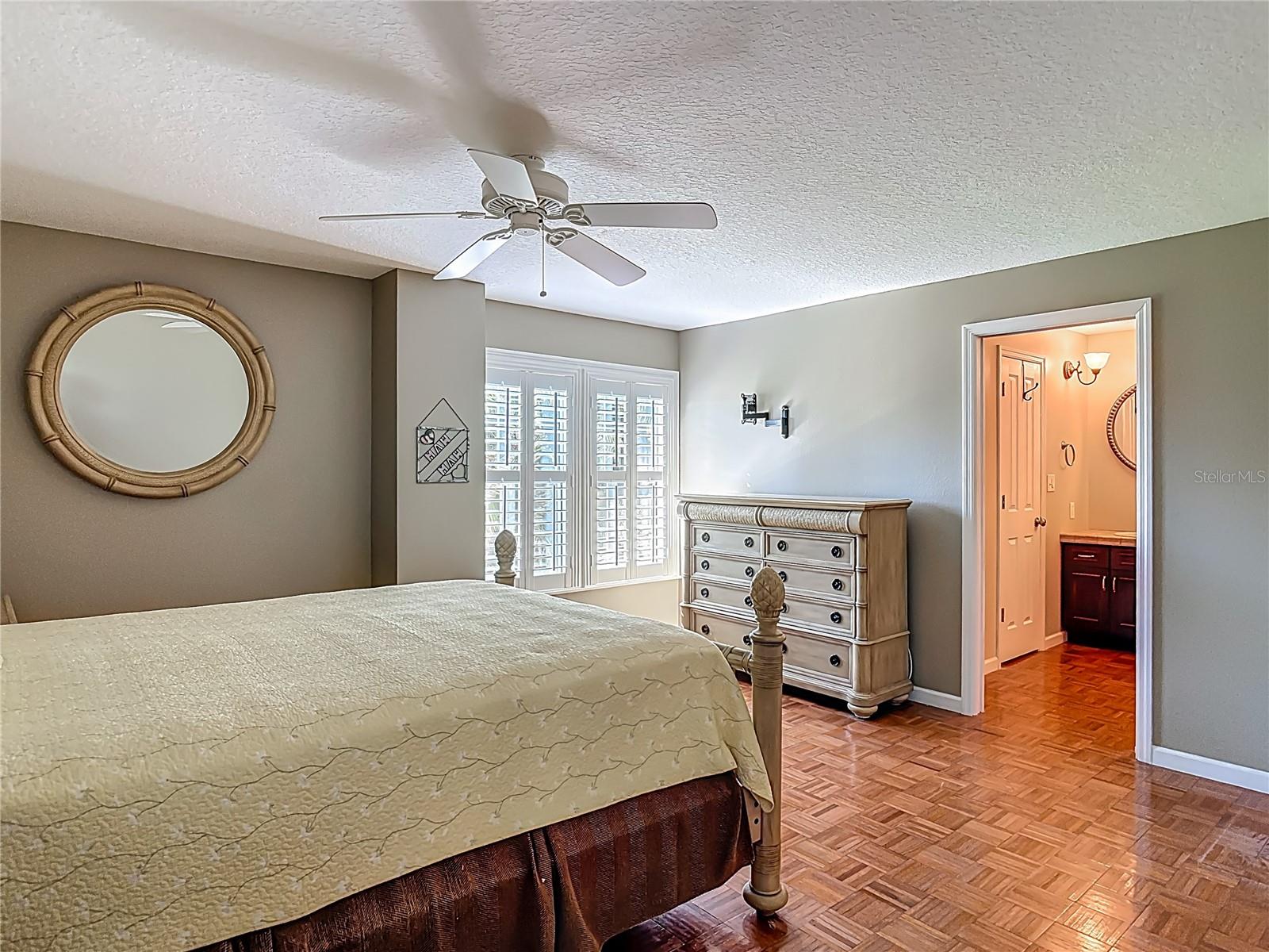 Image 17 of 49 For 1582 Prairie Road