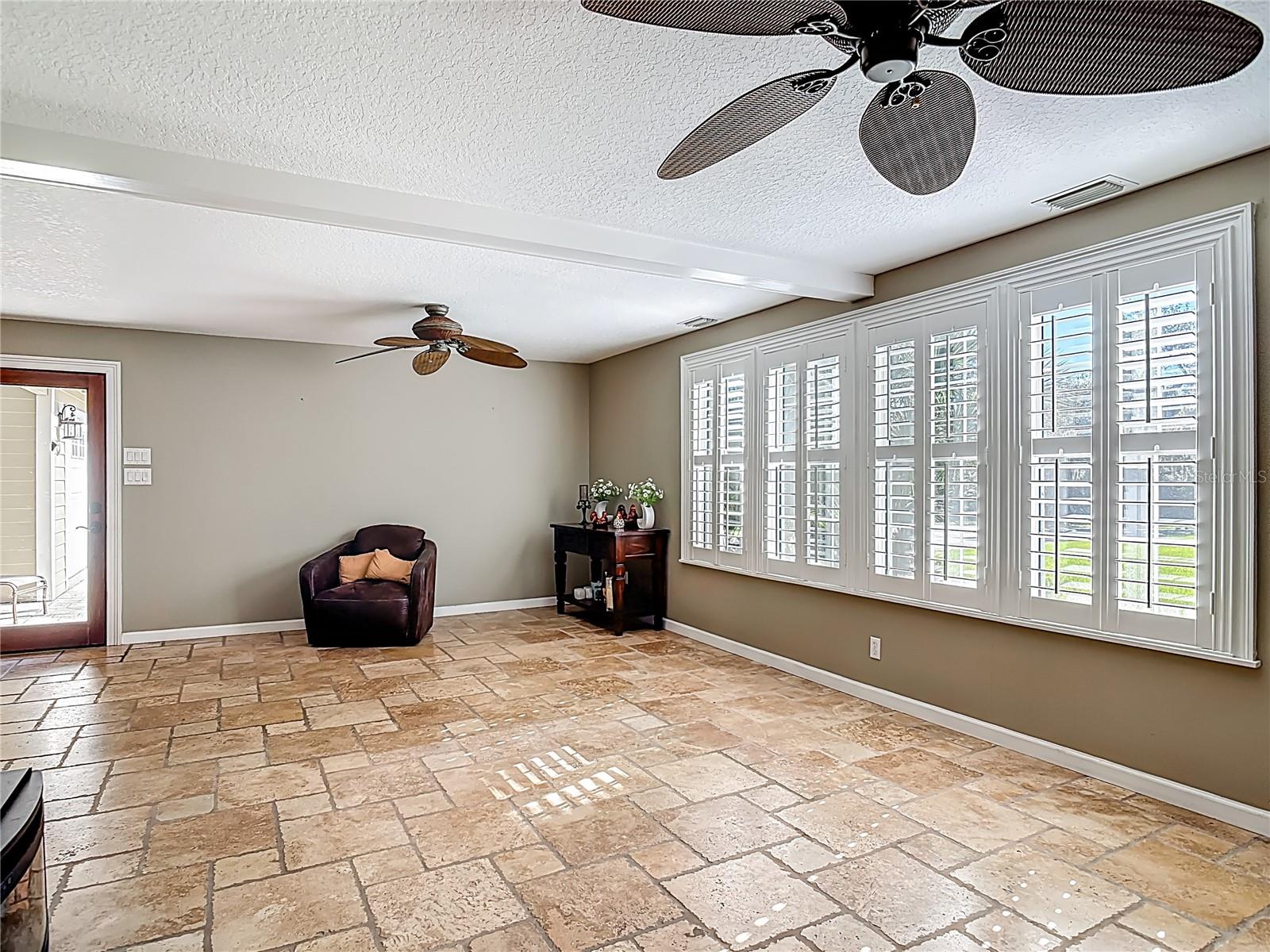 Image 8 of 49 For 1582 Prairie Road