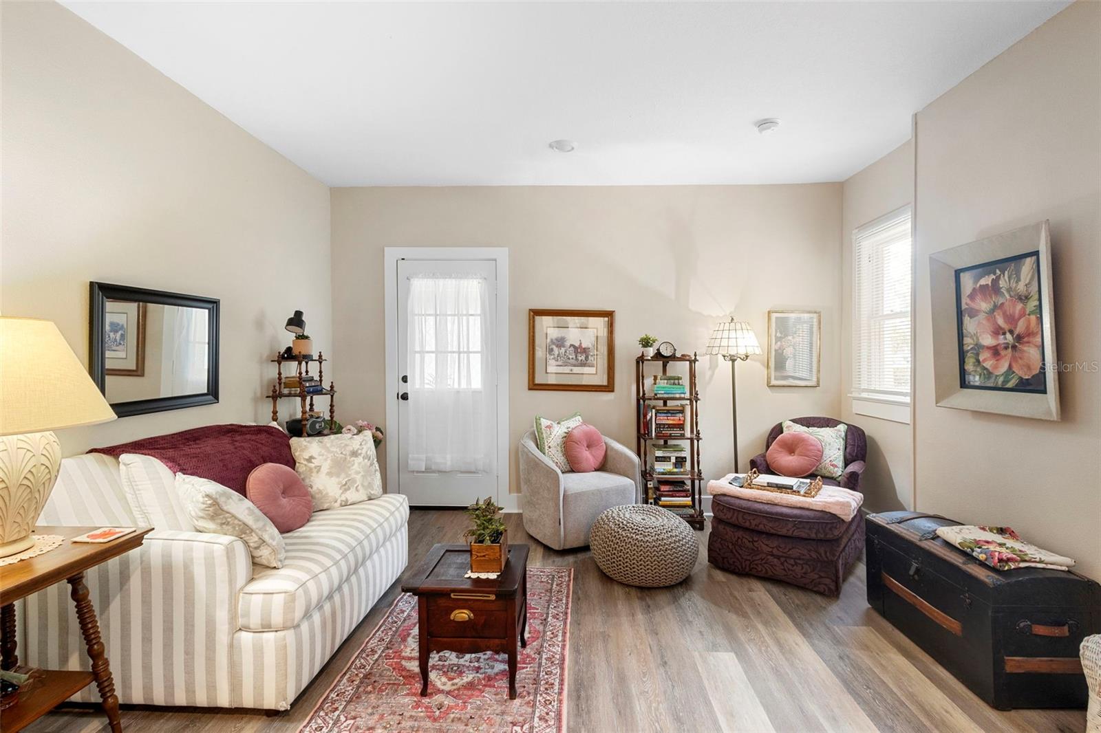 Image 28 of 41 For 135 Arlington Avenue