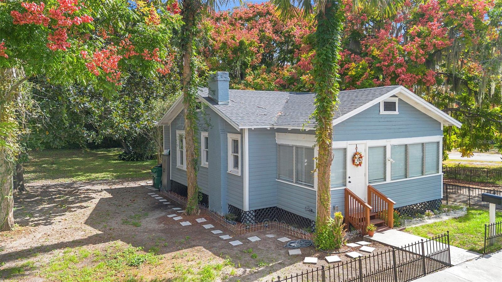 Image 4 of 41 For 135 Arlington Avenue