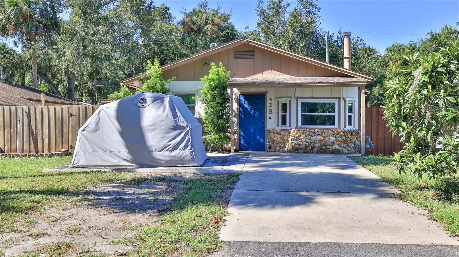 Image 27 of 28 For 428 Perdita Avenue