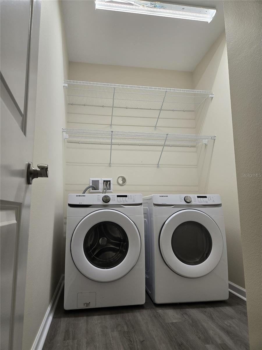 Image 10 of 45 For 422 Lime Avenue