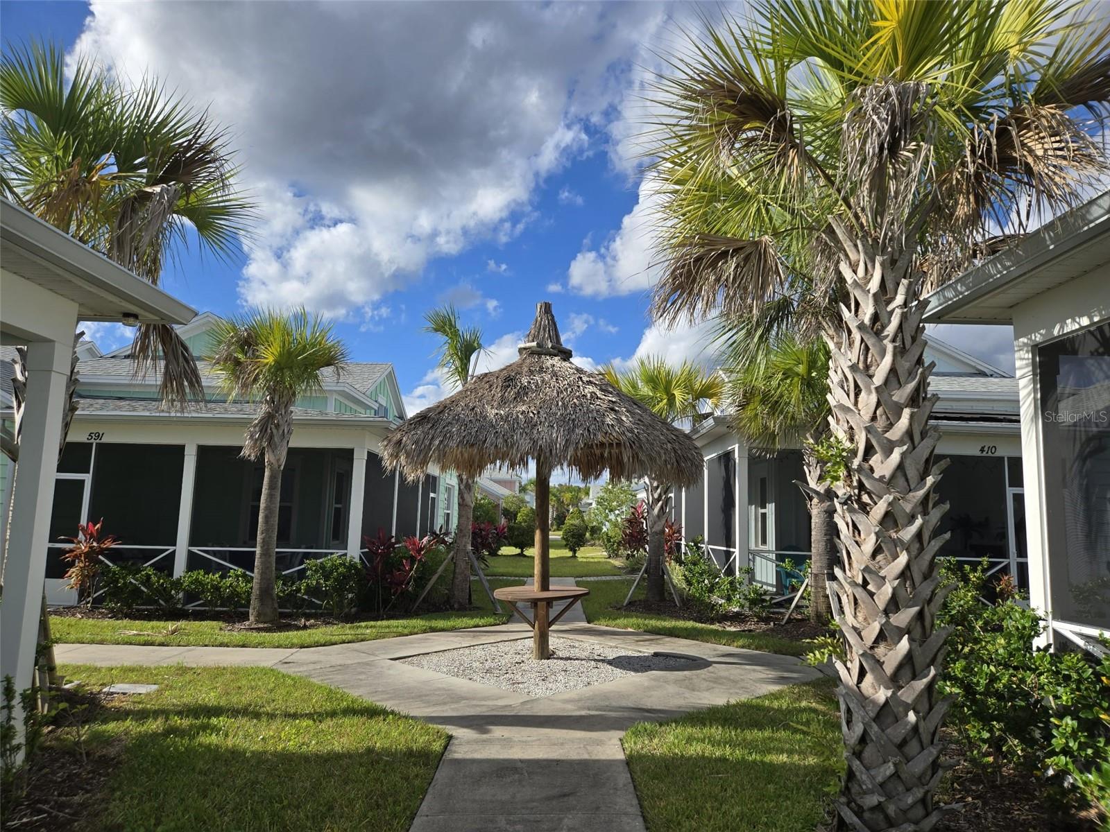 Image 3 of 45 For 422 Lime Avenue