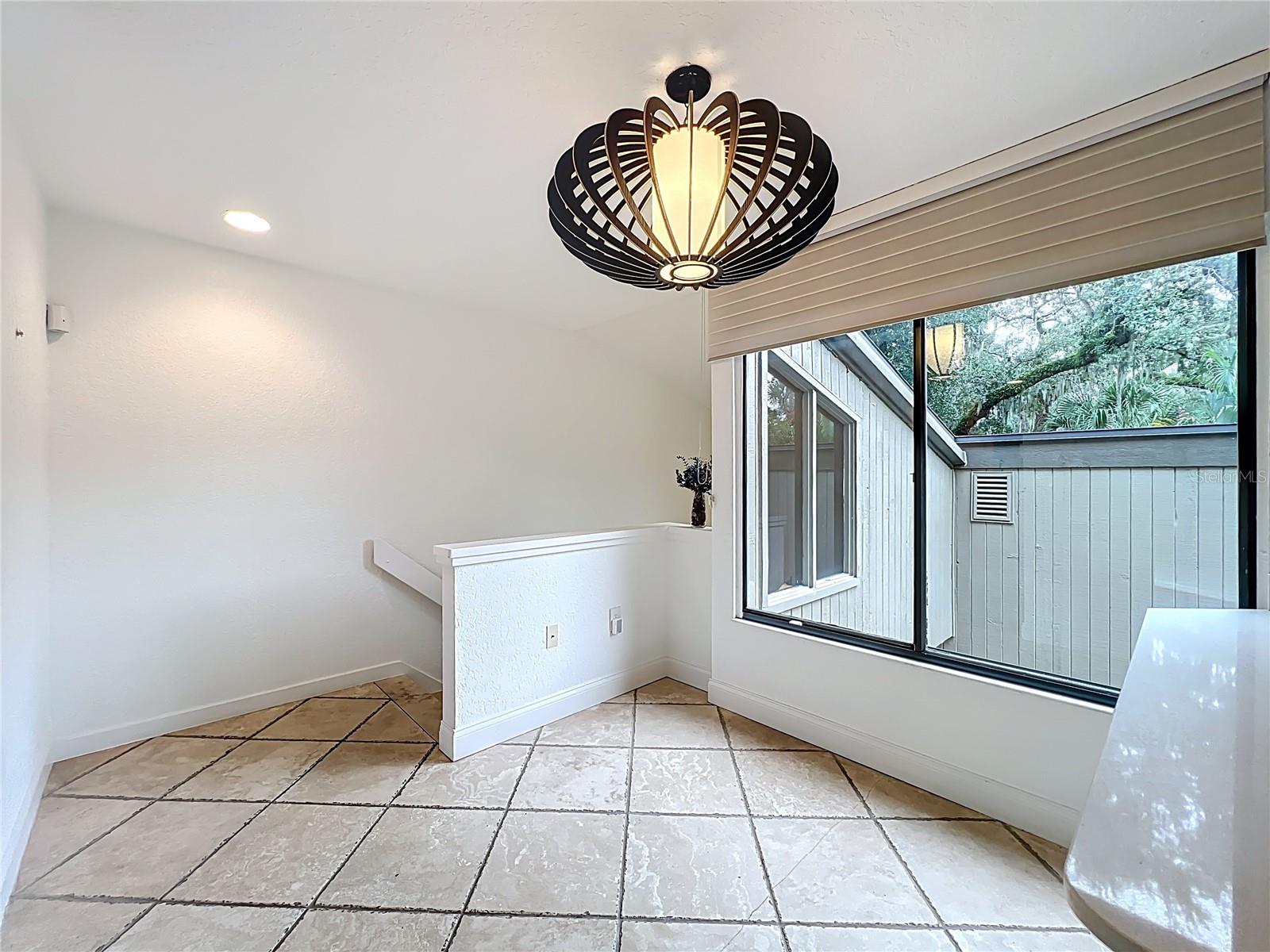 Image 20 of 73 For 542 Osceola Avenue 34