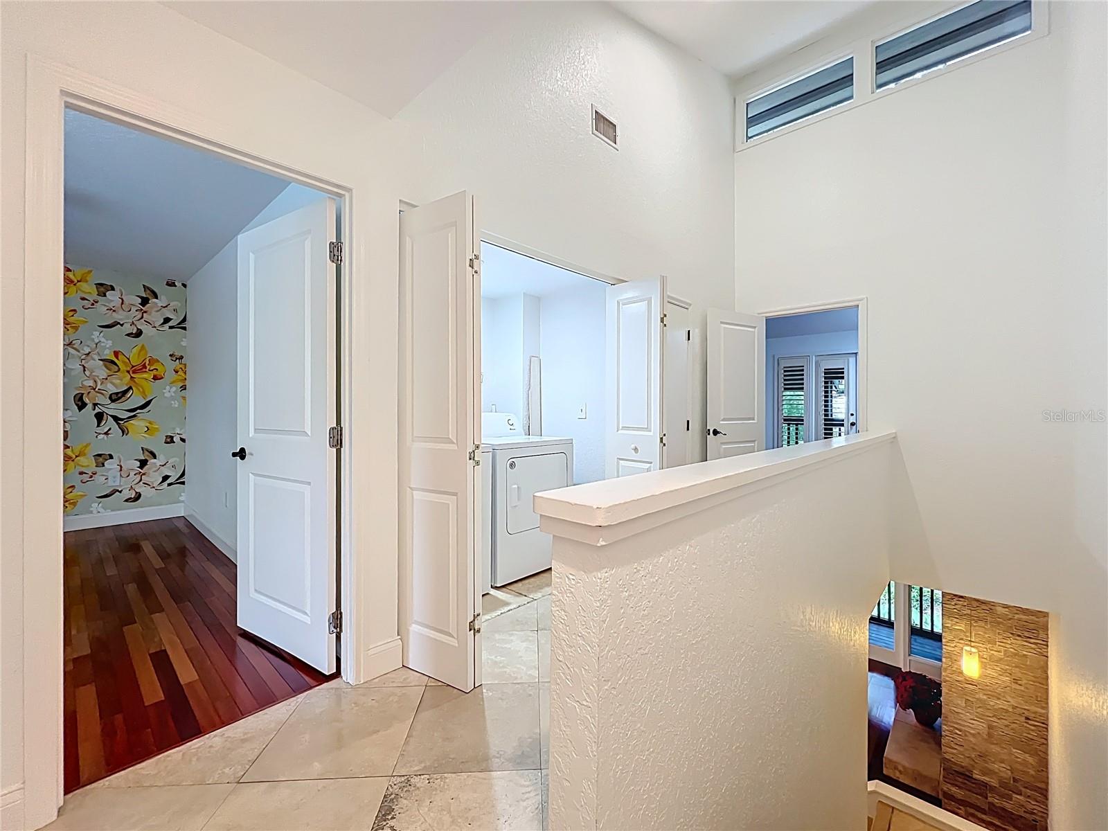 Image 37 of 73 For 542 Osceola Avenue 34
