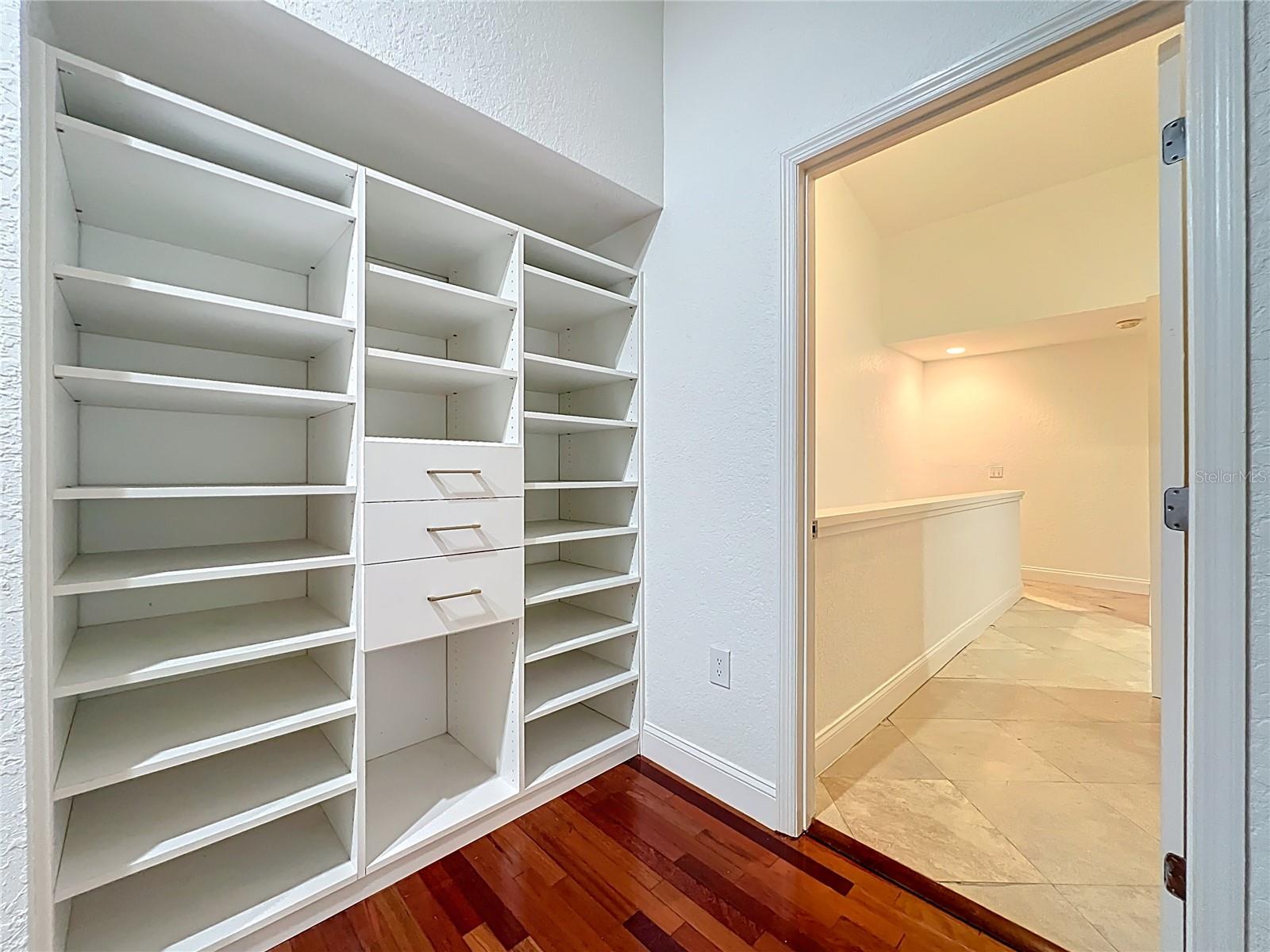 Image 45 of 73 For 542 Osceola Avenue 34