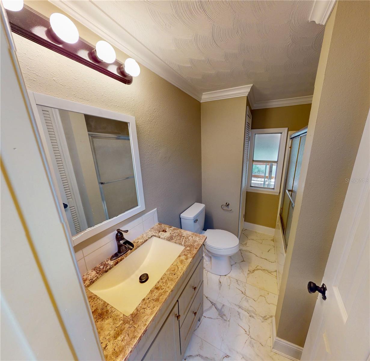 Image 36 of 53 For 47110 Central Avenue