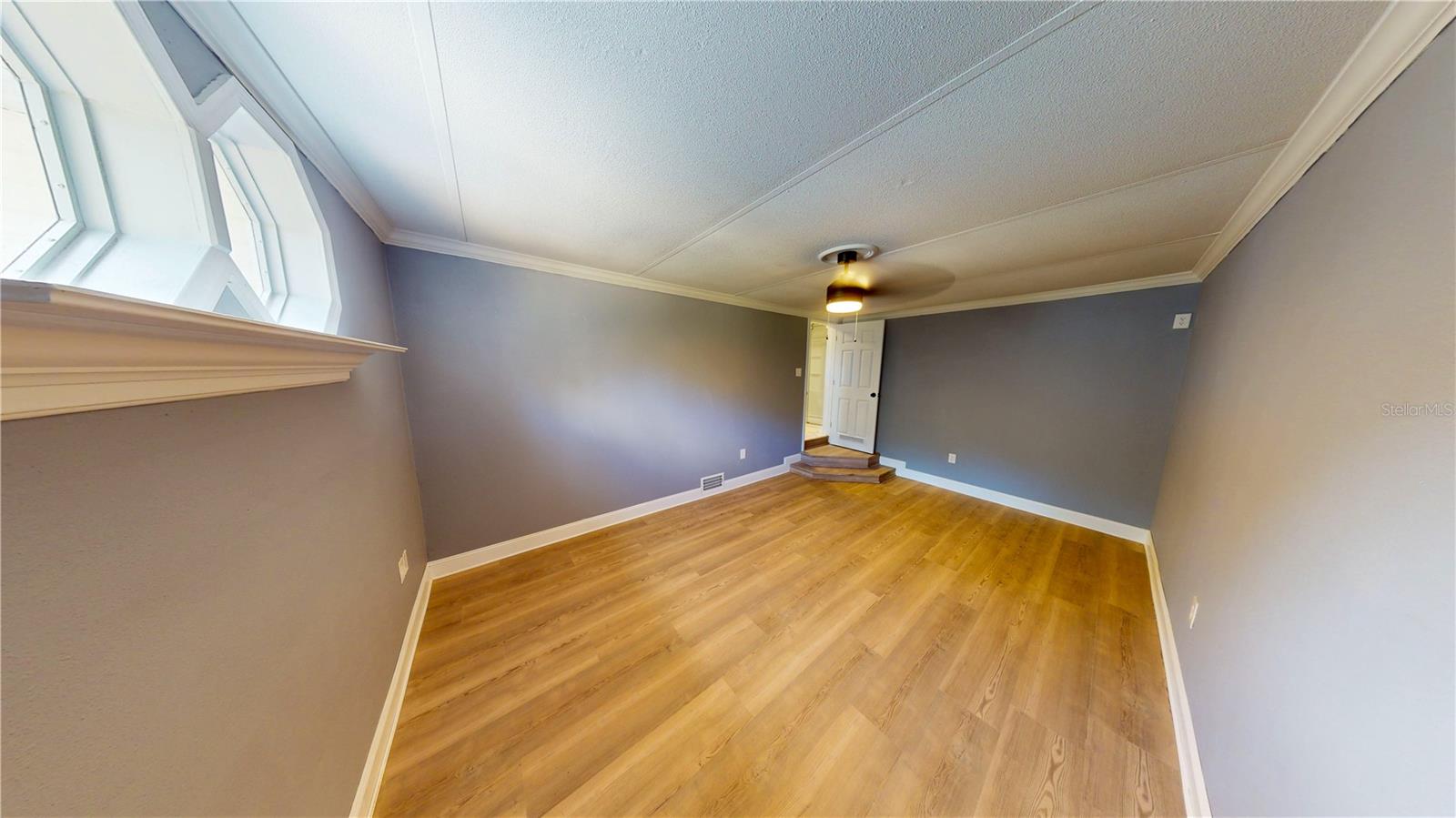 Image 37 of 53 For 47110 Central Avenue