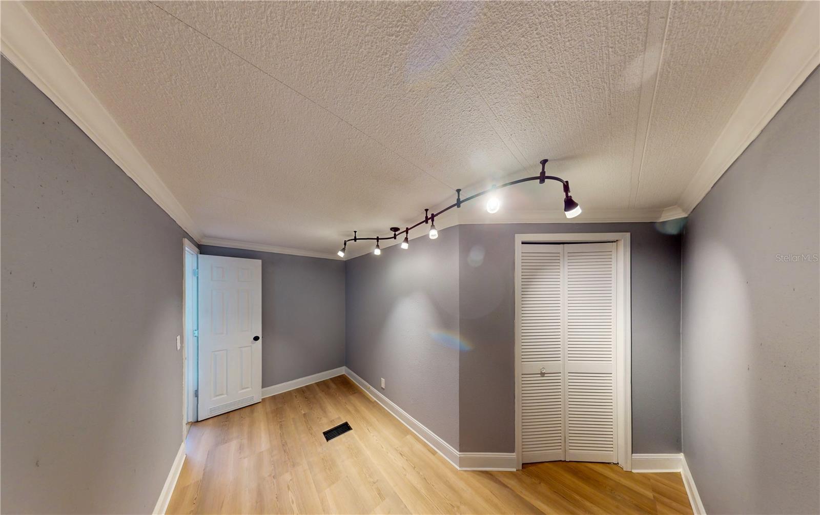 Image 44 of 53 For 47110 Central Avenue