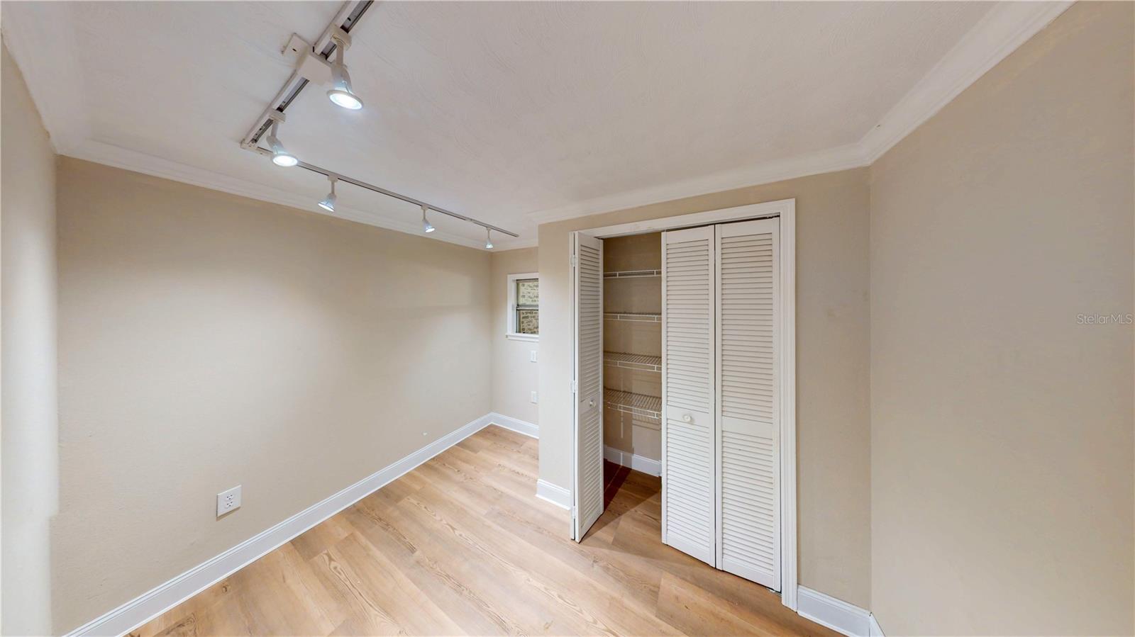 Image 52 of 53 For 47110 Central Avenue