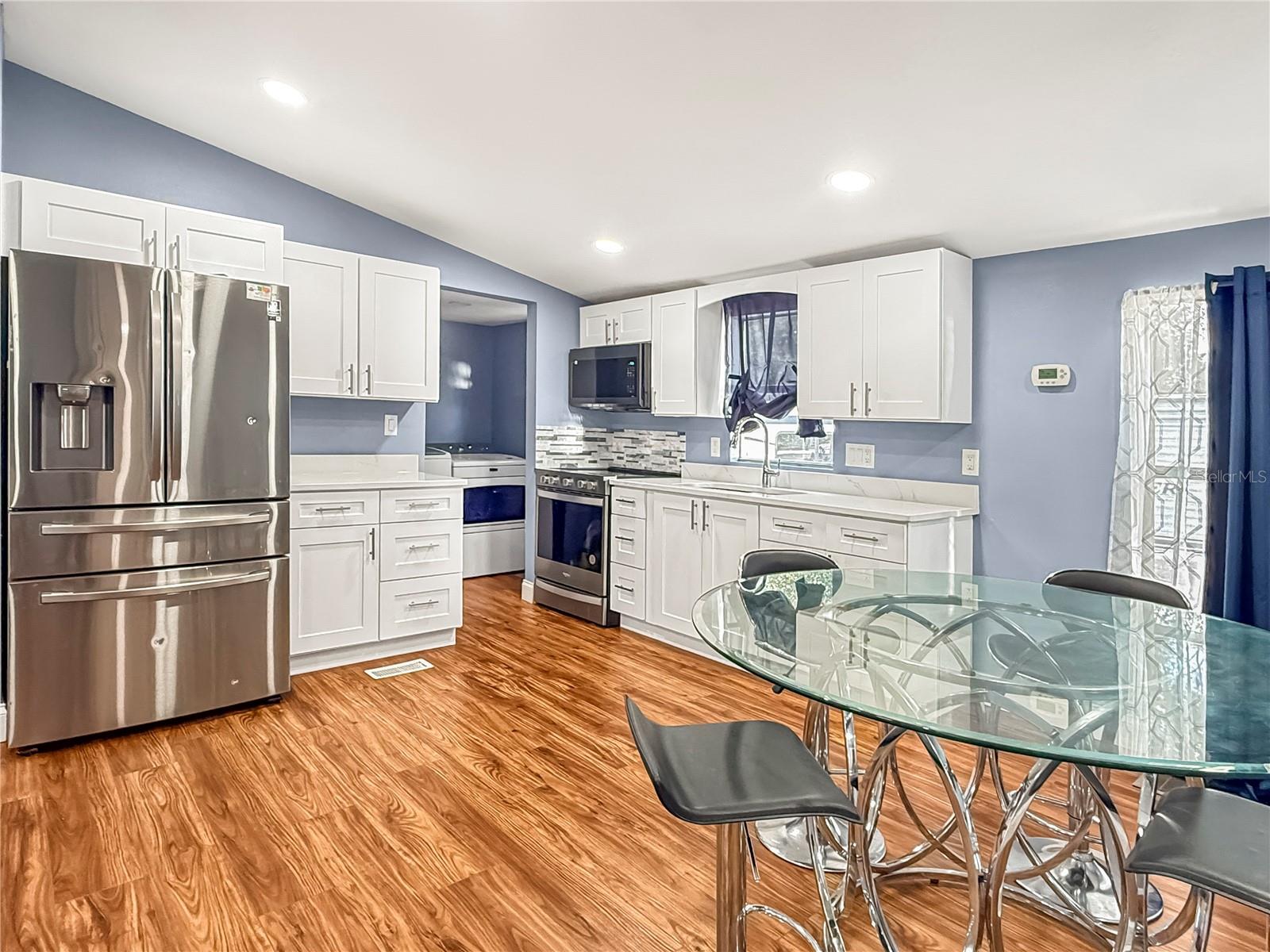 Image 8 of 24 For 235 Evergreen Terrace