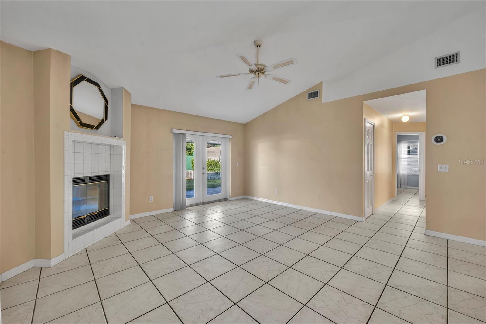 Image 10 of 54 For 1470 Colin Kelly Avenue