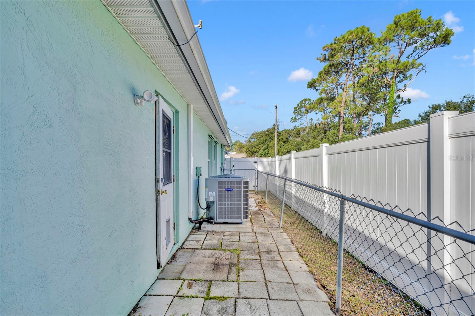 Image 36 of 54 For 1470 Colin Kelly Avenue