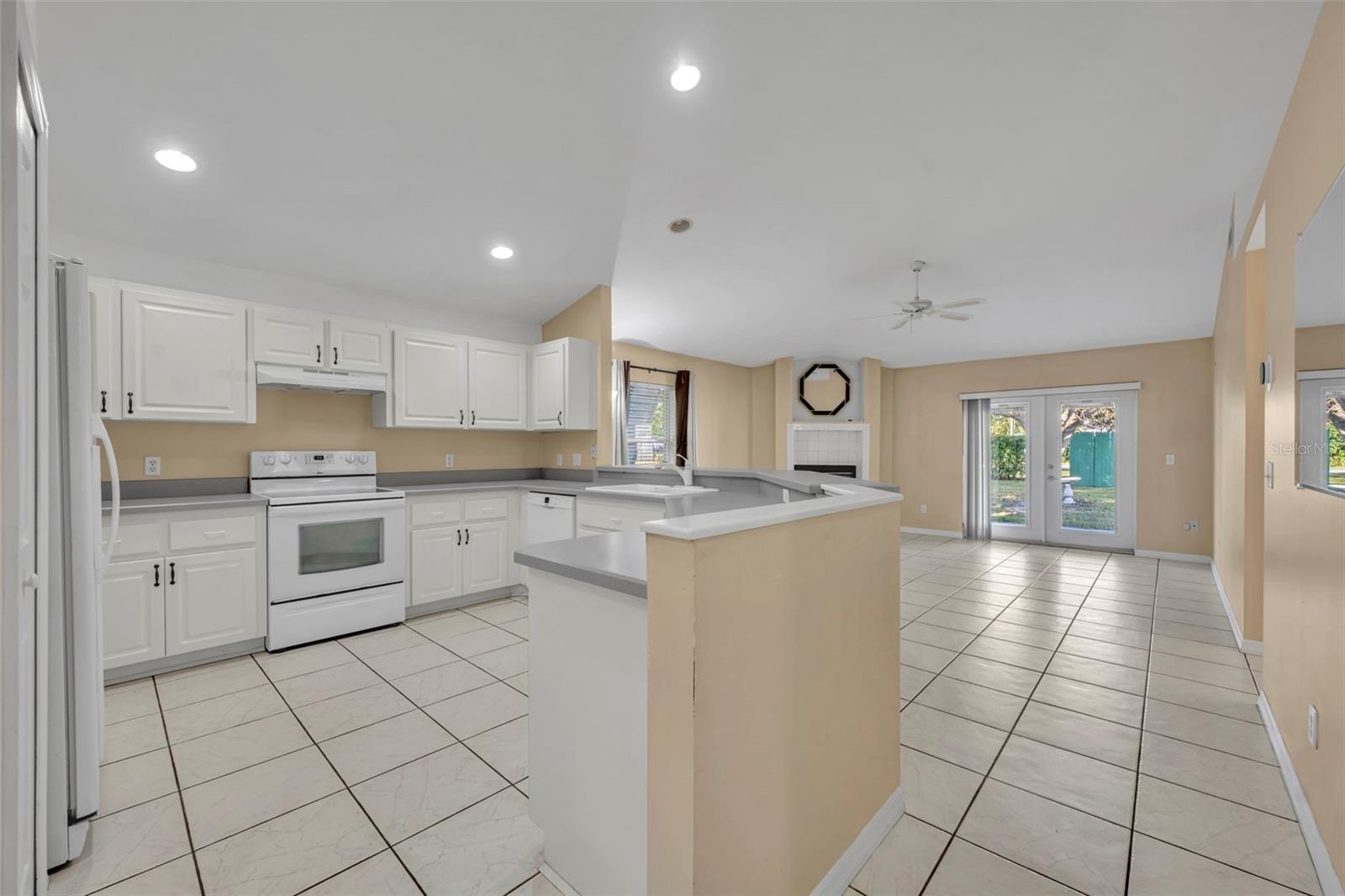 Image 7 of 54 For 1470 Colin Kelly Avenue