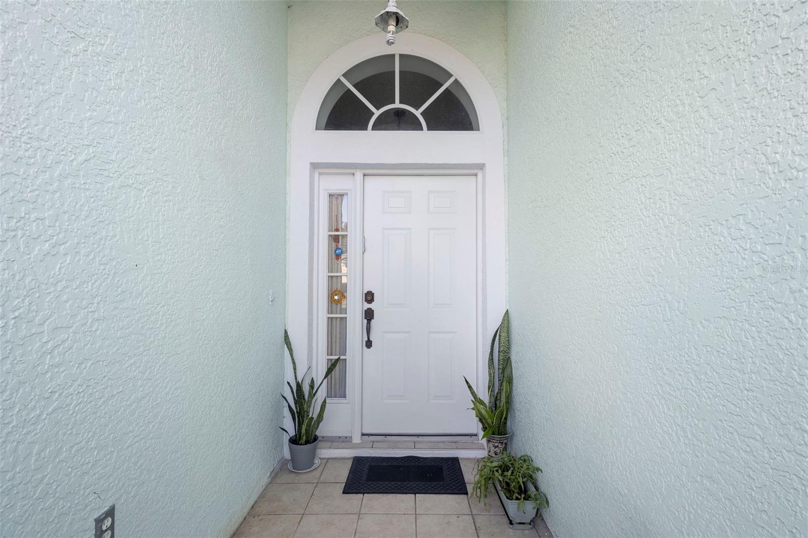 Image 33 of 35 For 114 Carnival Drive