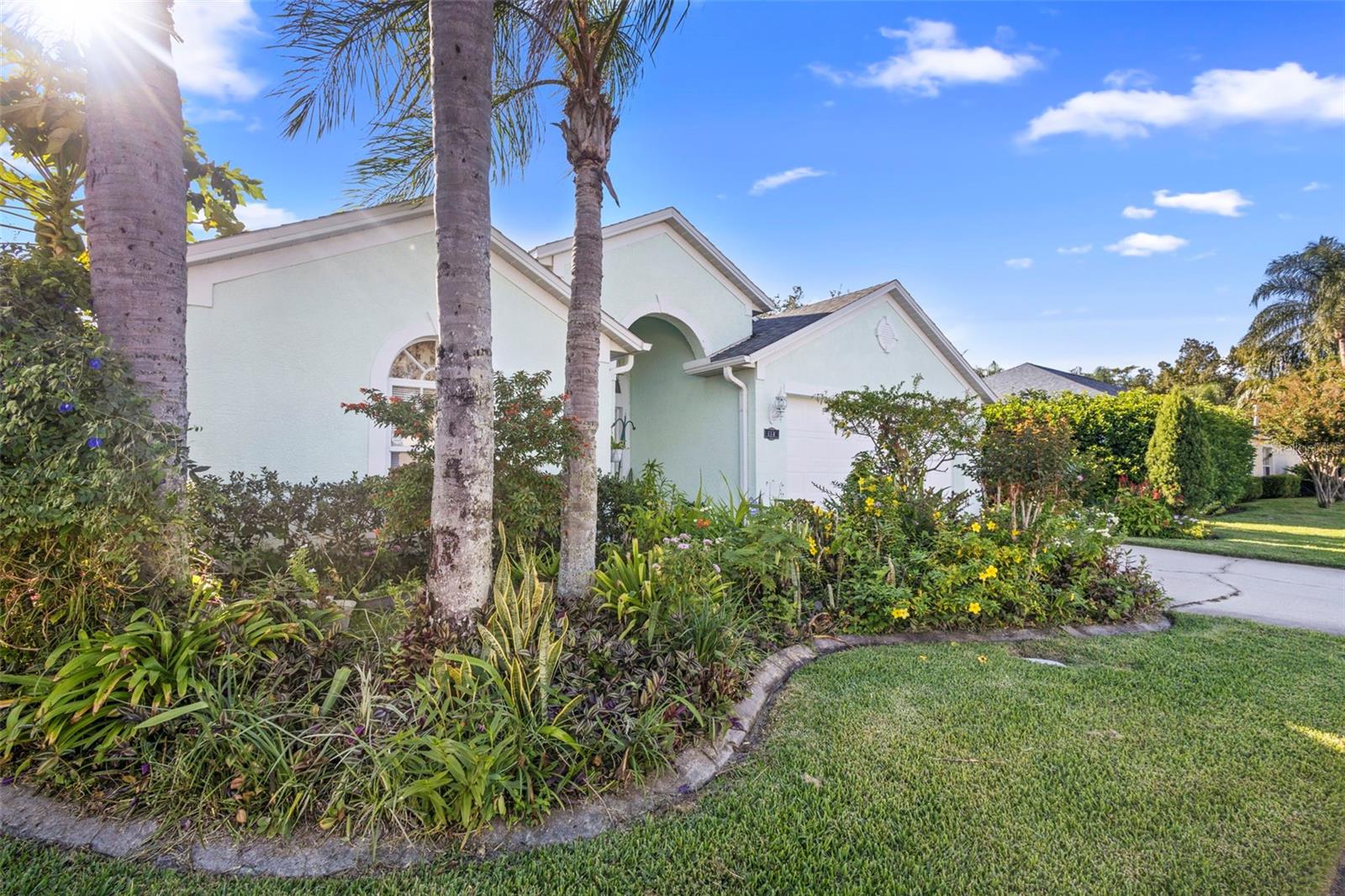 Image 6 of 35 For 114 Carnival Drive