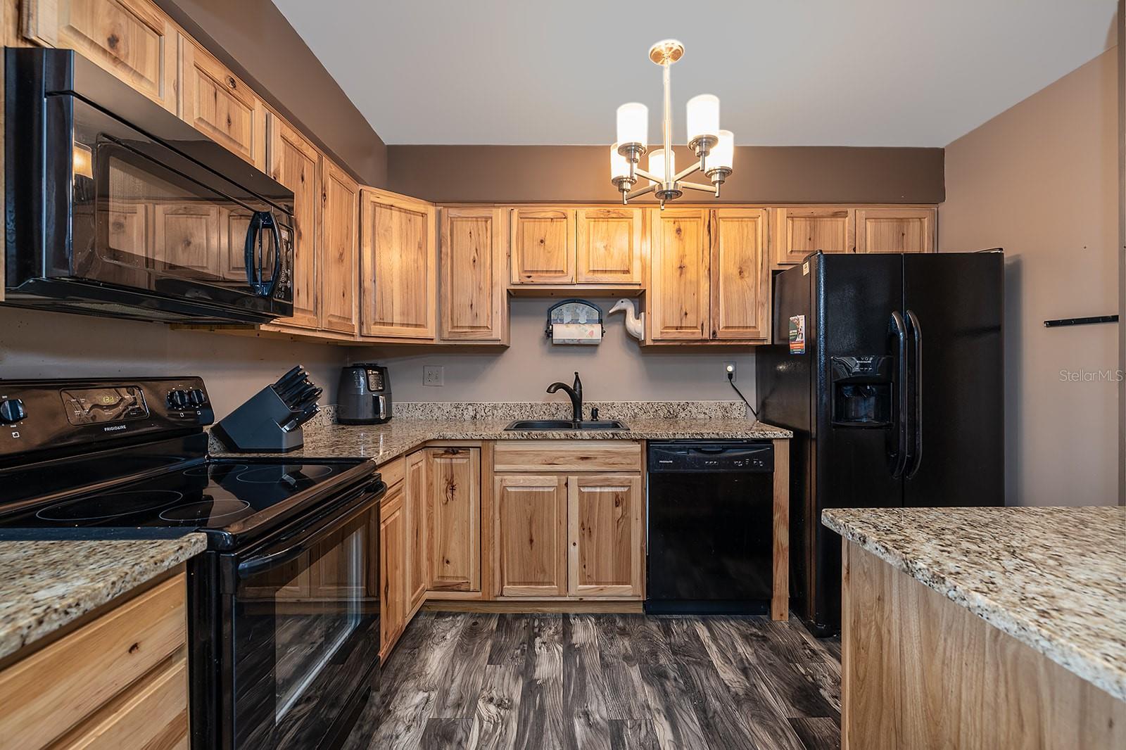 Image 2 of 20 For 2800 Atlantic Avenue 712