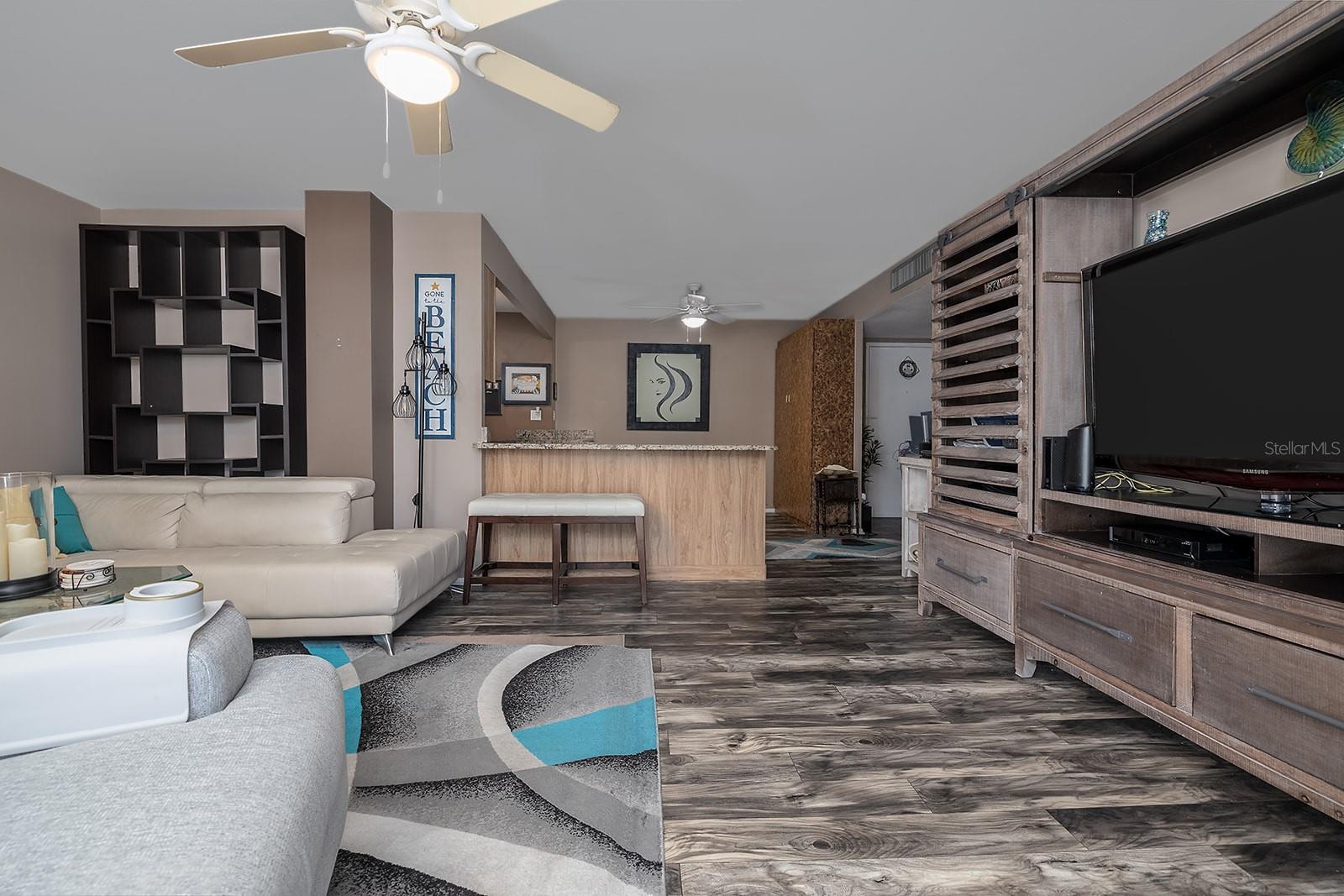 Image 7 of 20 For 2800 Atlantic Avenue 712