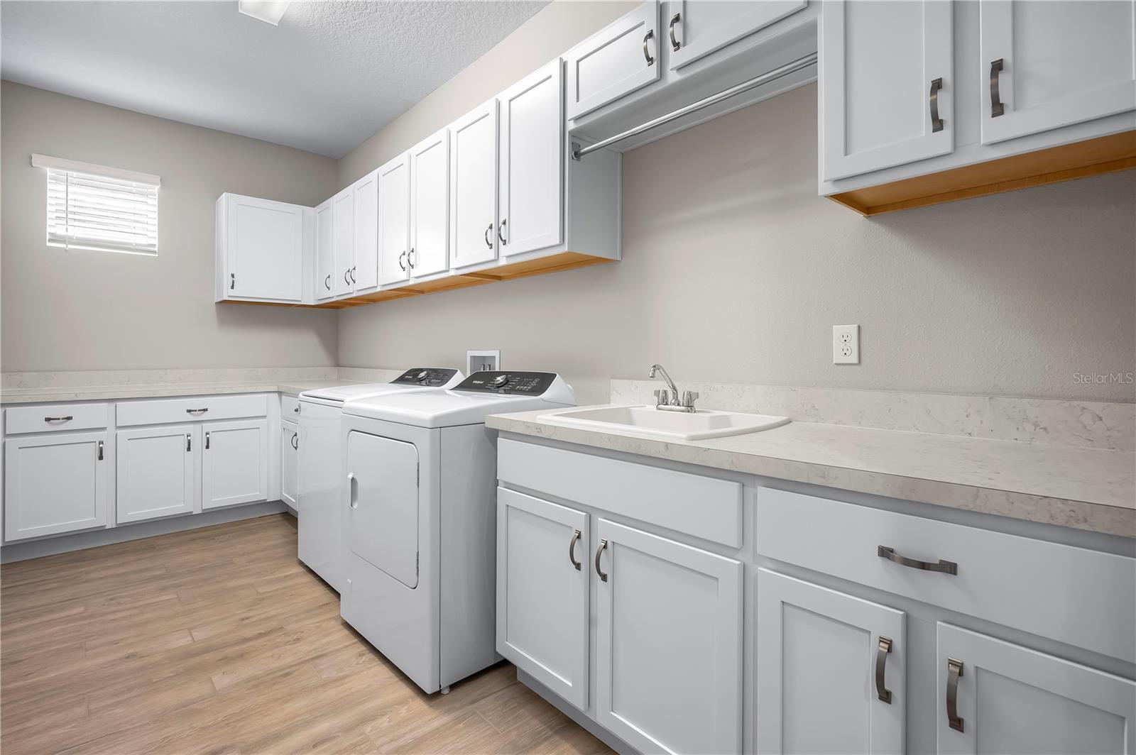 Image 43 of 78 For 4474 53rd Avenue Road