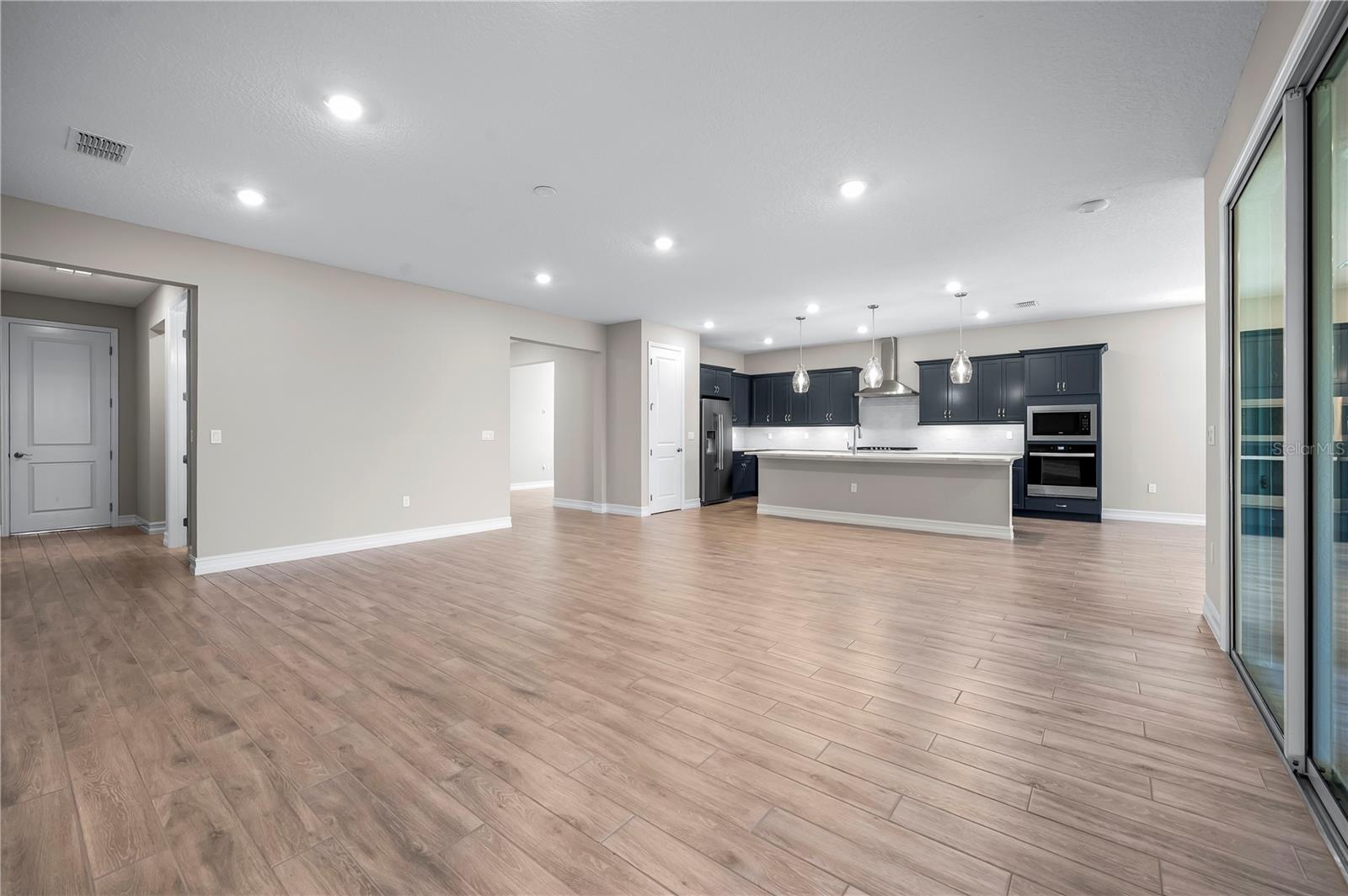 Image 7 of 78 For 4474 53rd Avenue Road